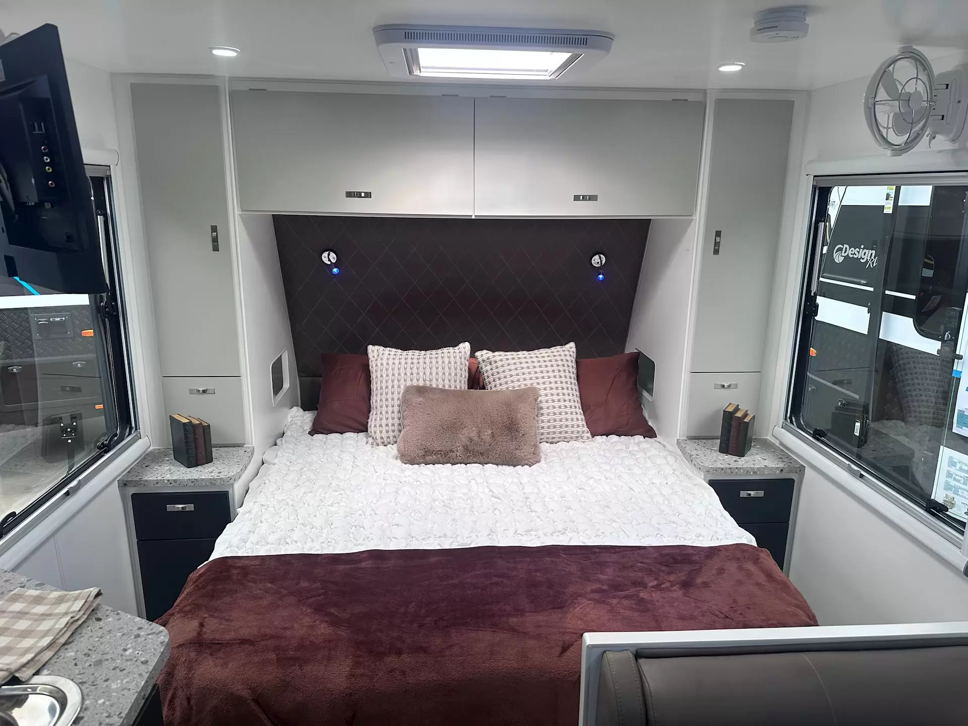 NEW 2026 DESIGN RV FORERUNNER 186R