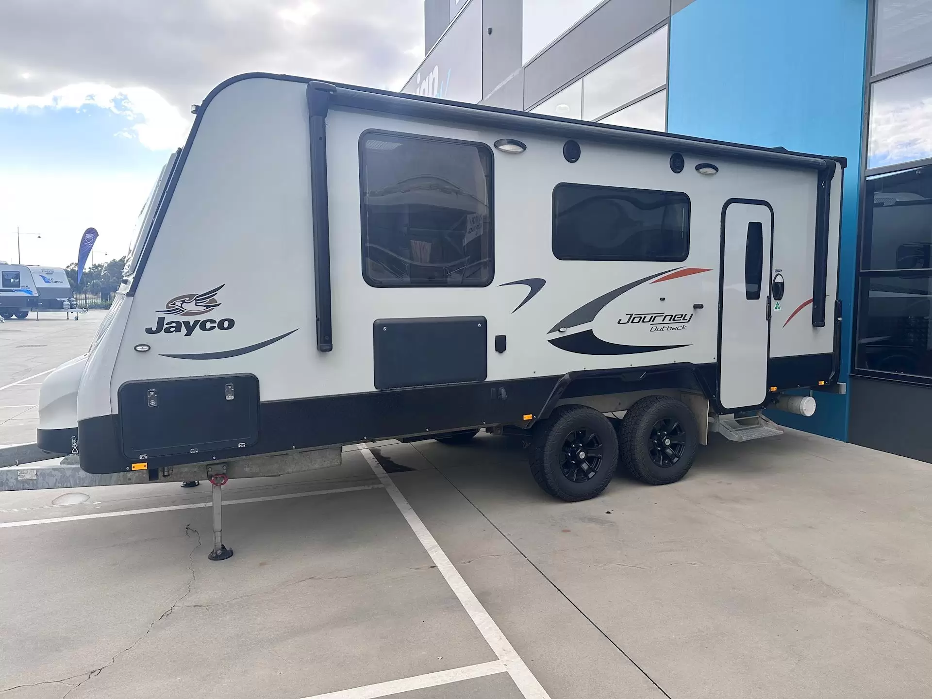 USED 2019 JAYCO JOURNEY OUTBACK 19.61-2OB