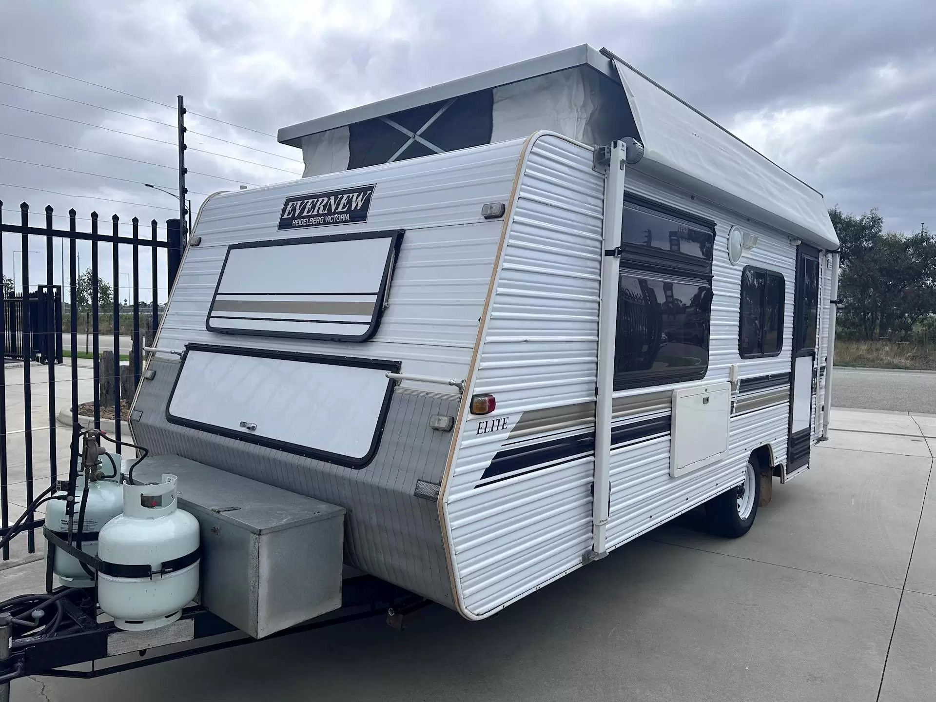 USED 1996 EVERNEW ELITE