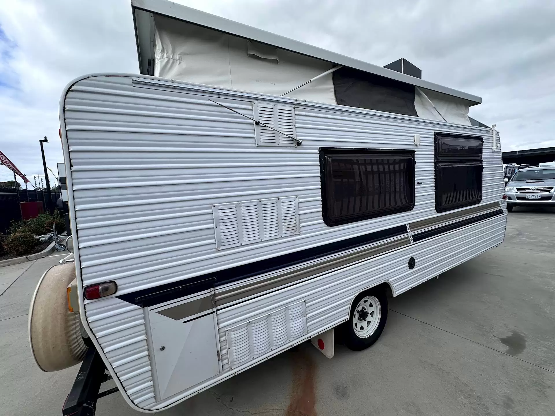 USED 1996 EVERNEW ELITE