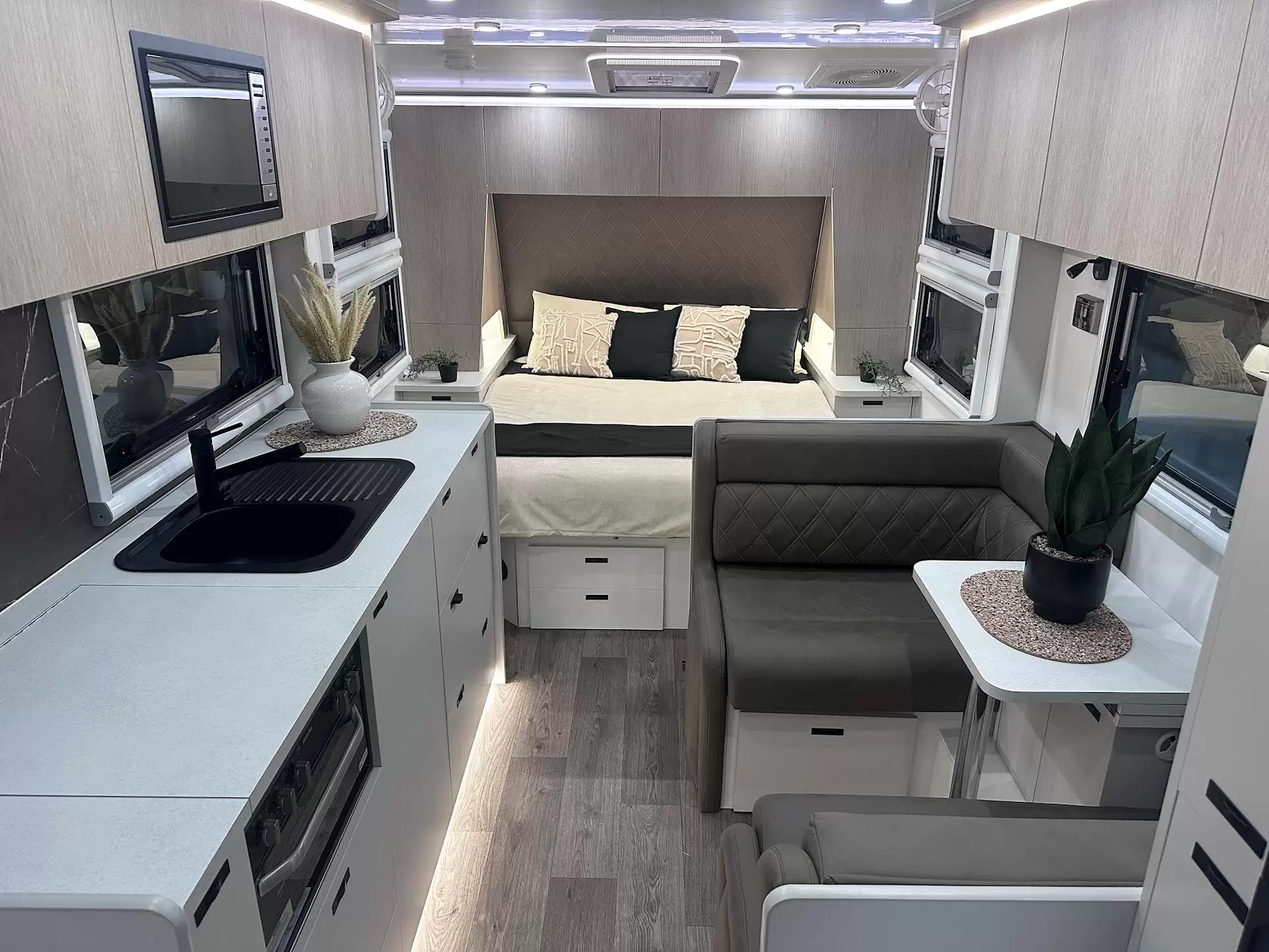 NEW 2026 DESIGN RV ACX 196R