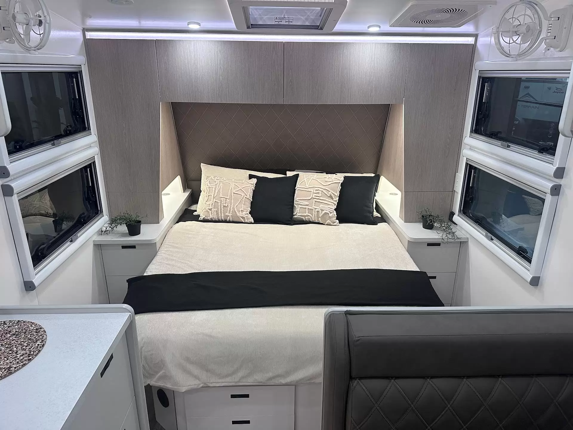 NEW 2026 DESIGN RV ACX 196R