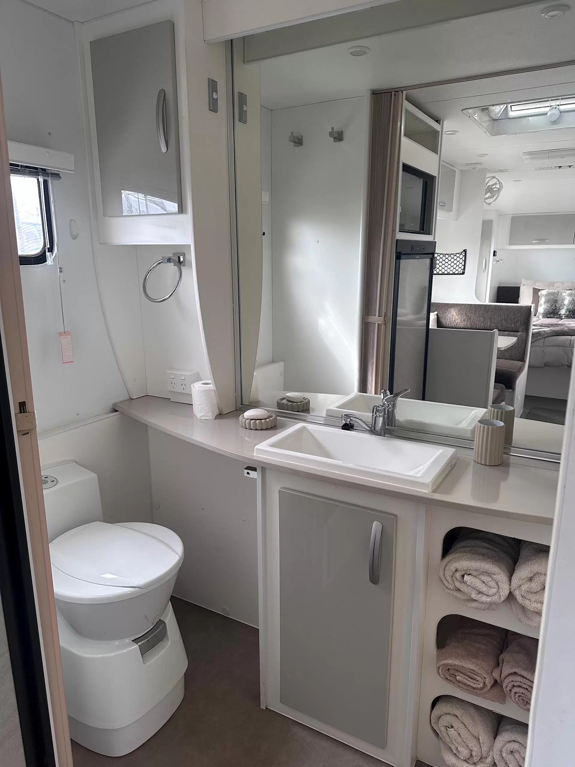 USED 2017 COROMAL APPEAL 601