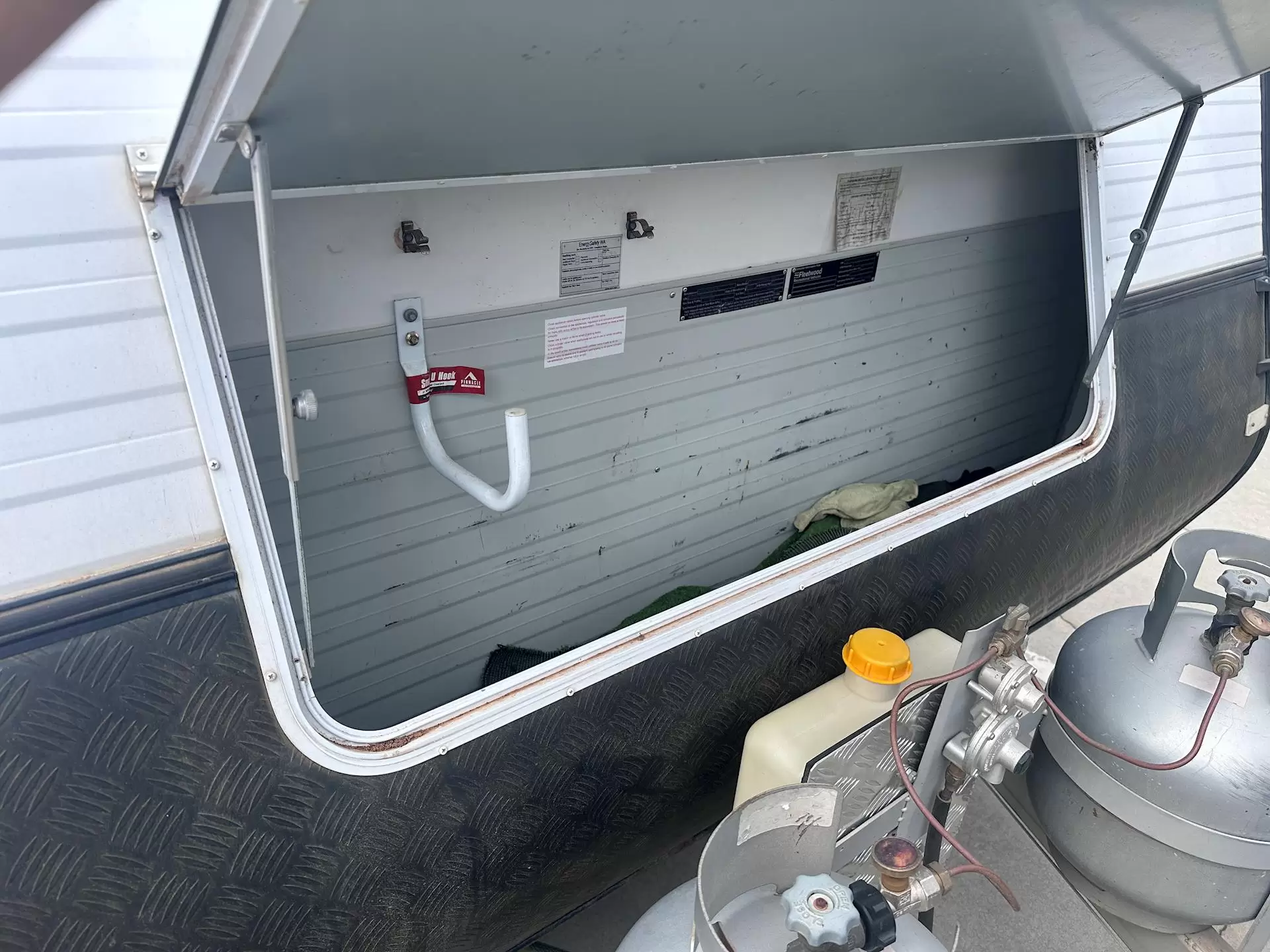 USED 2017 COROMAL APPEAL 601