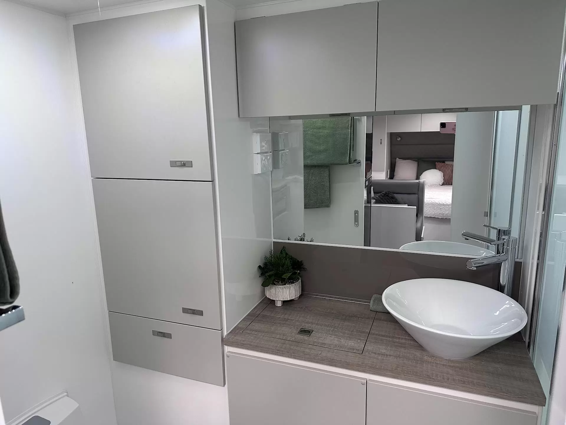 NEW 2026 DESIGN RV ODYSSEY 200M