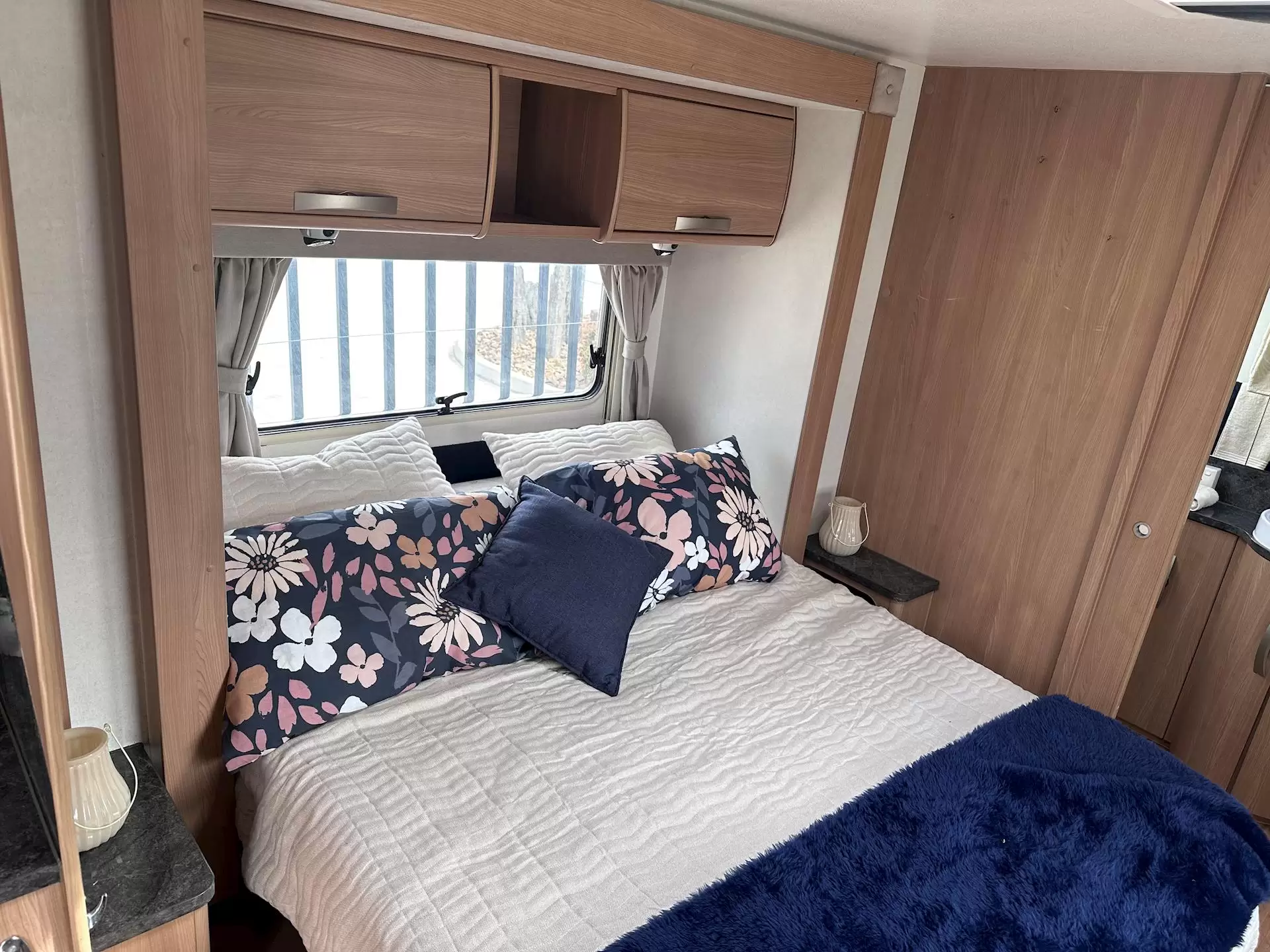 USED 2012 JAYCO STERLING 21.65-3 SLIDER