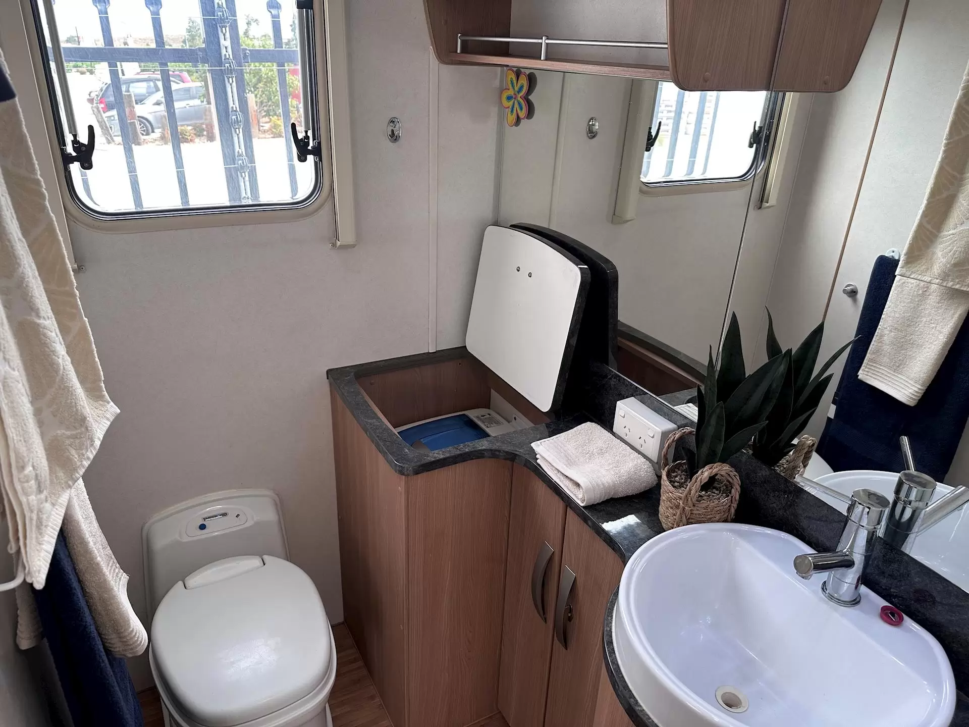 USED 2012 JAYCO STERLING 21.65-3 SLIDER