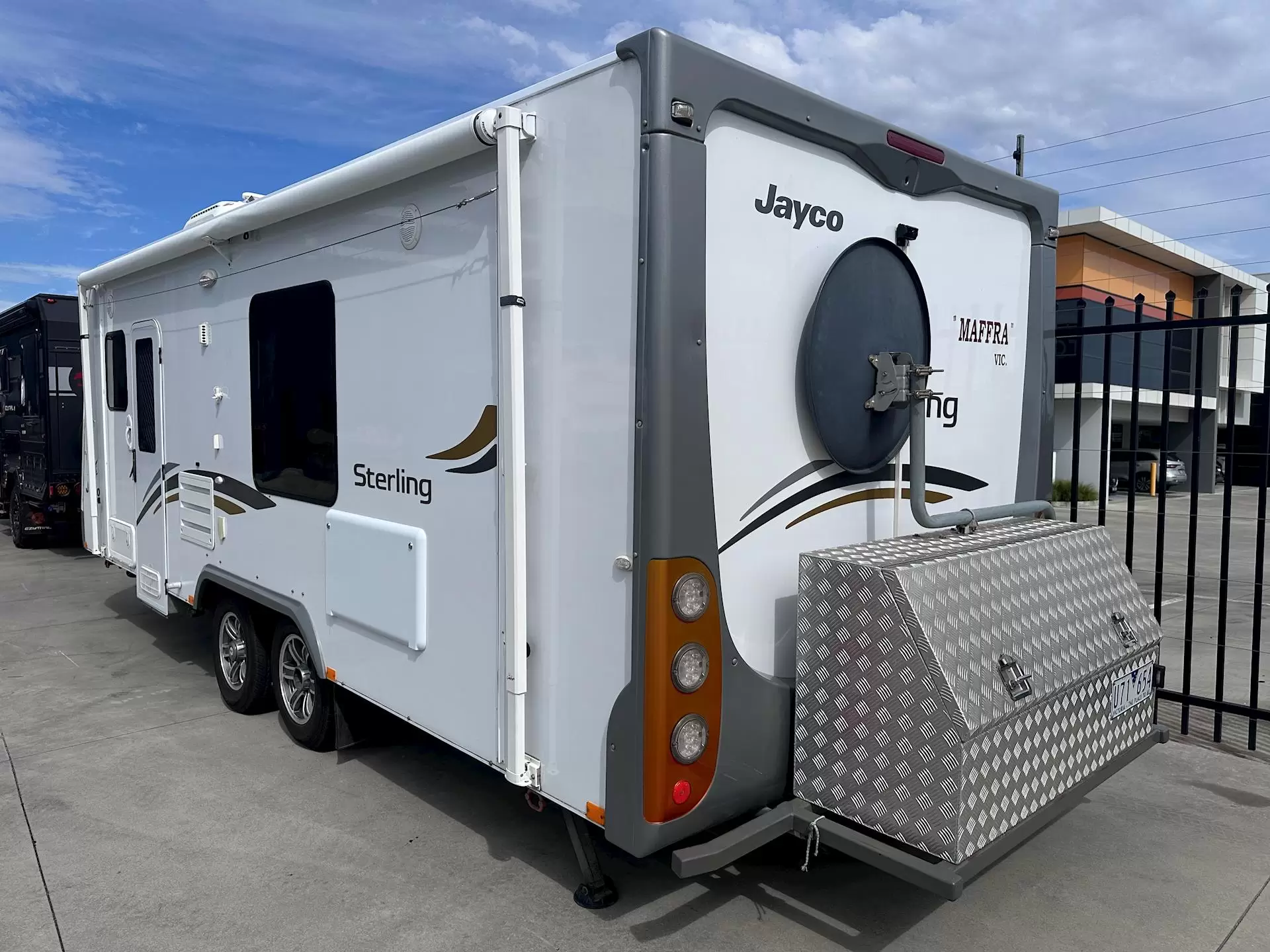 USED 2012 JAYCO STERLING 21.65-3 SLIDER