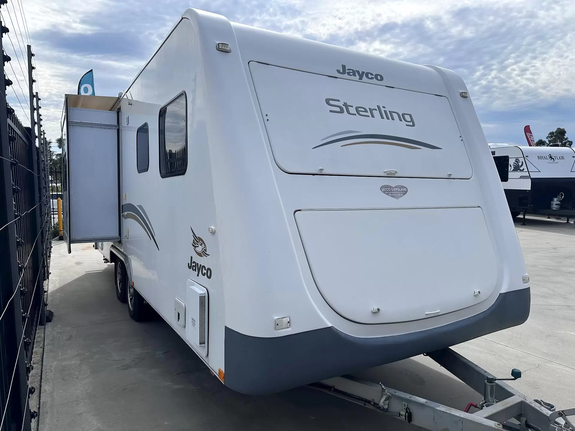 USED 2012 JAYCO STERLING 21.65-3 SLIDER
