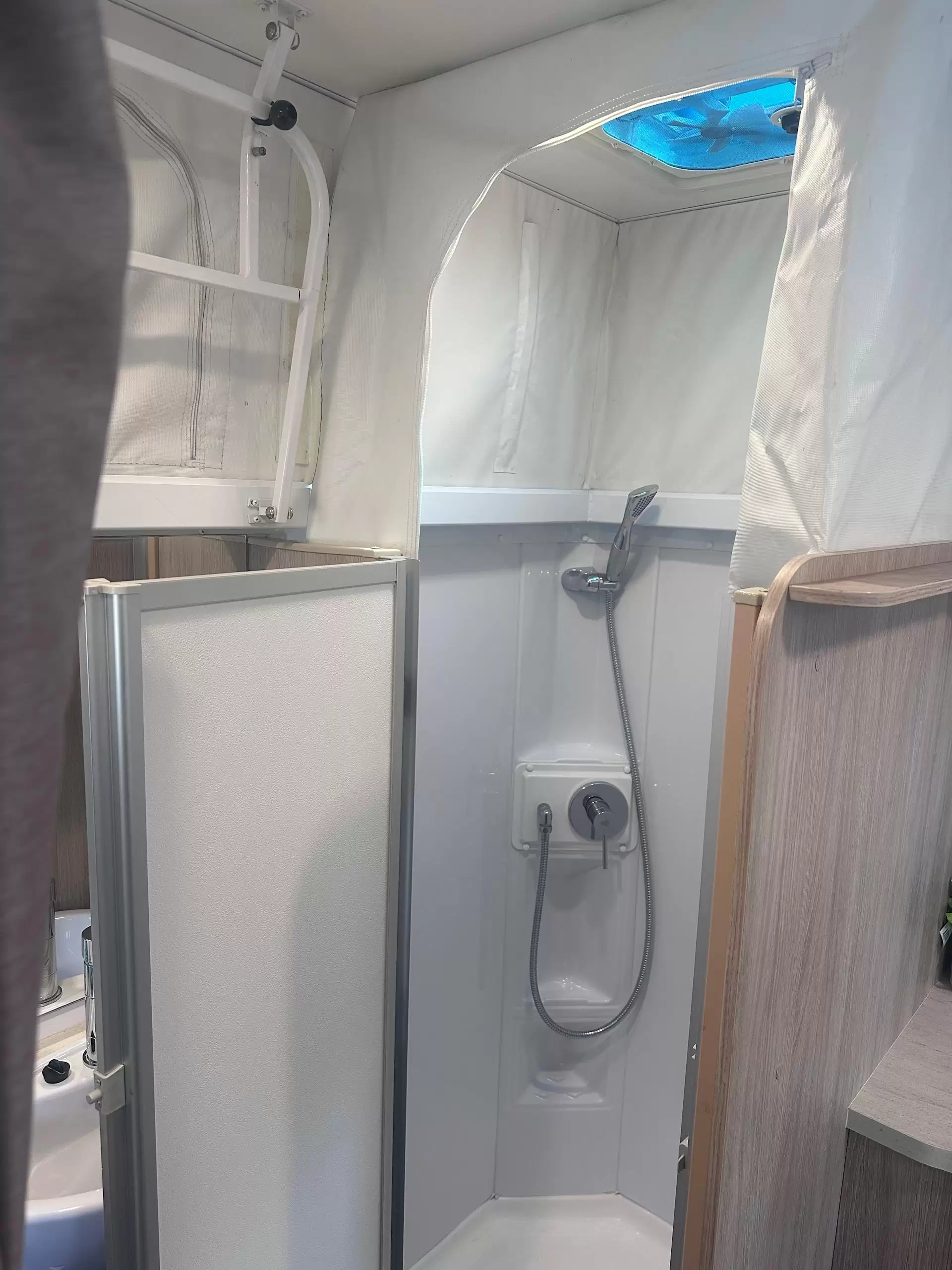 USED 2017 JAYCO STARCRAFT OUTBACK