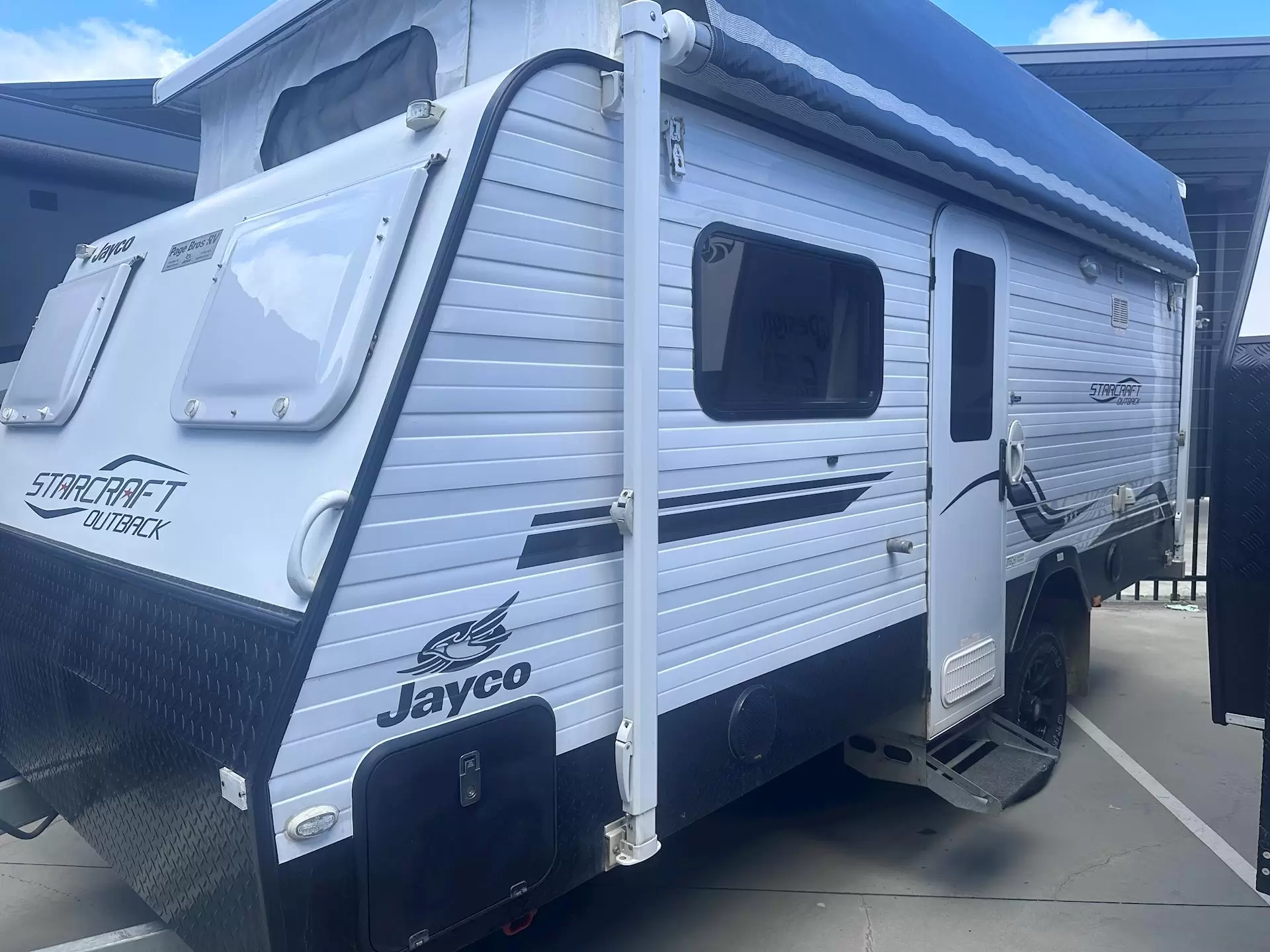USED 2017 JAYCO STARCRAFT OUTBACK