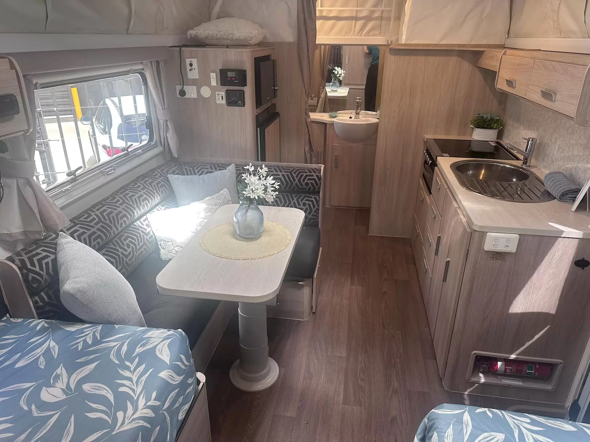 USED 2017 JAYCO STARCRAFT OUTBACK