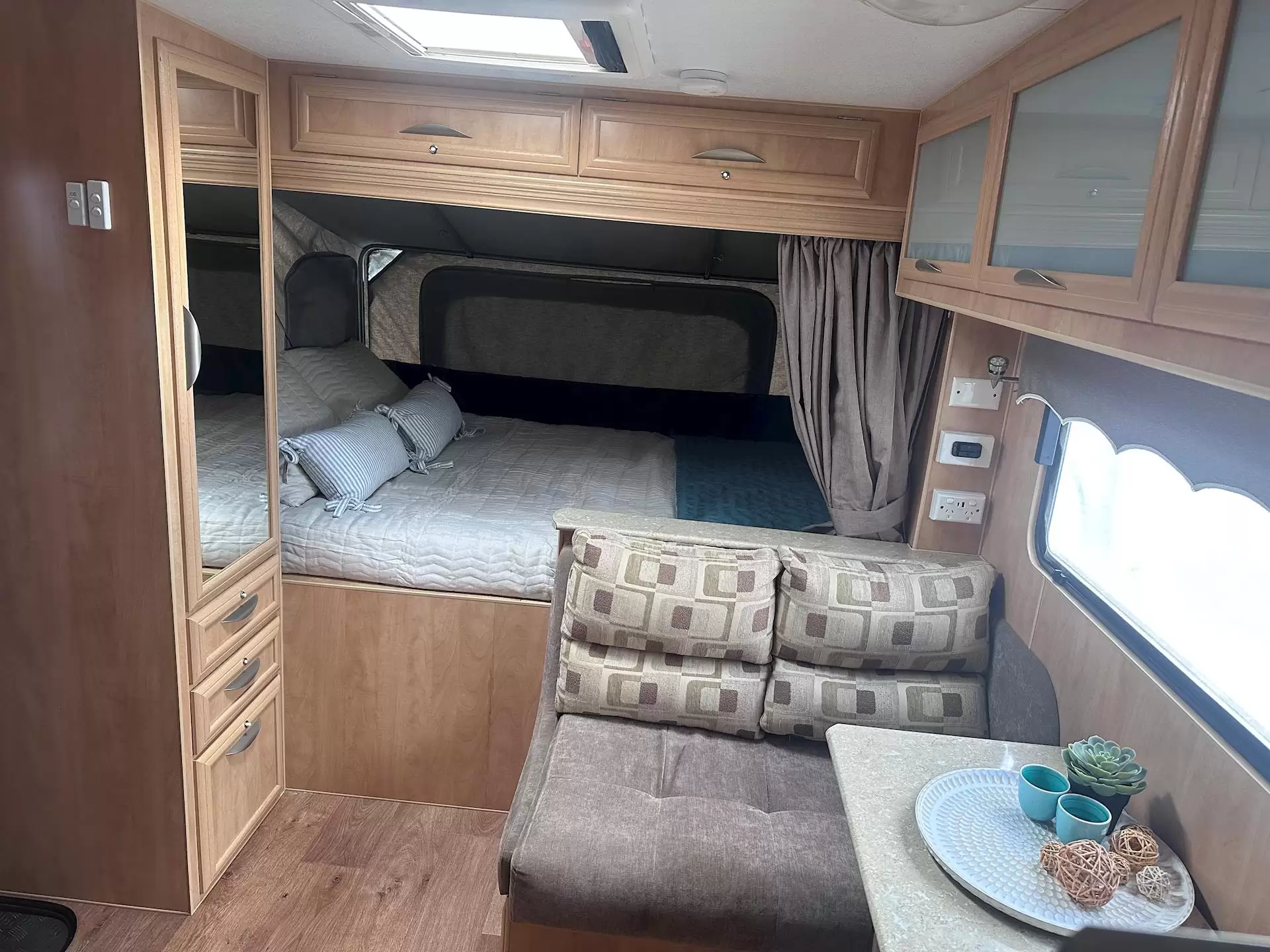 USED 2010 PARAMOUNT DUET Mk2