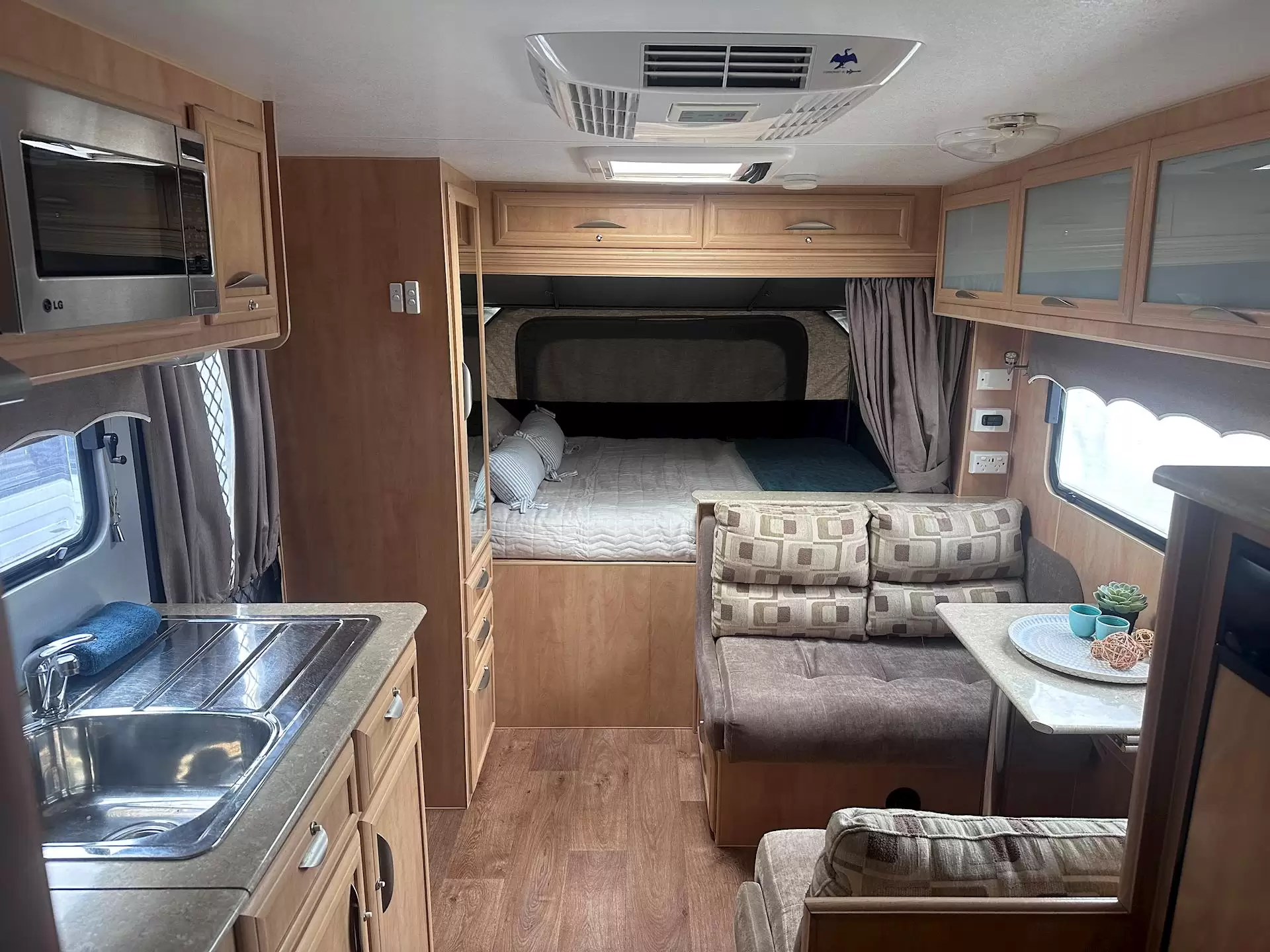 USED 2010 PARAMOUNT DUET Mk2