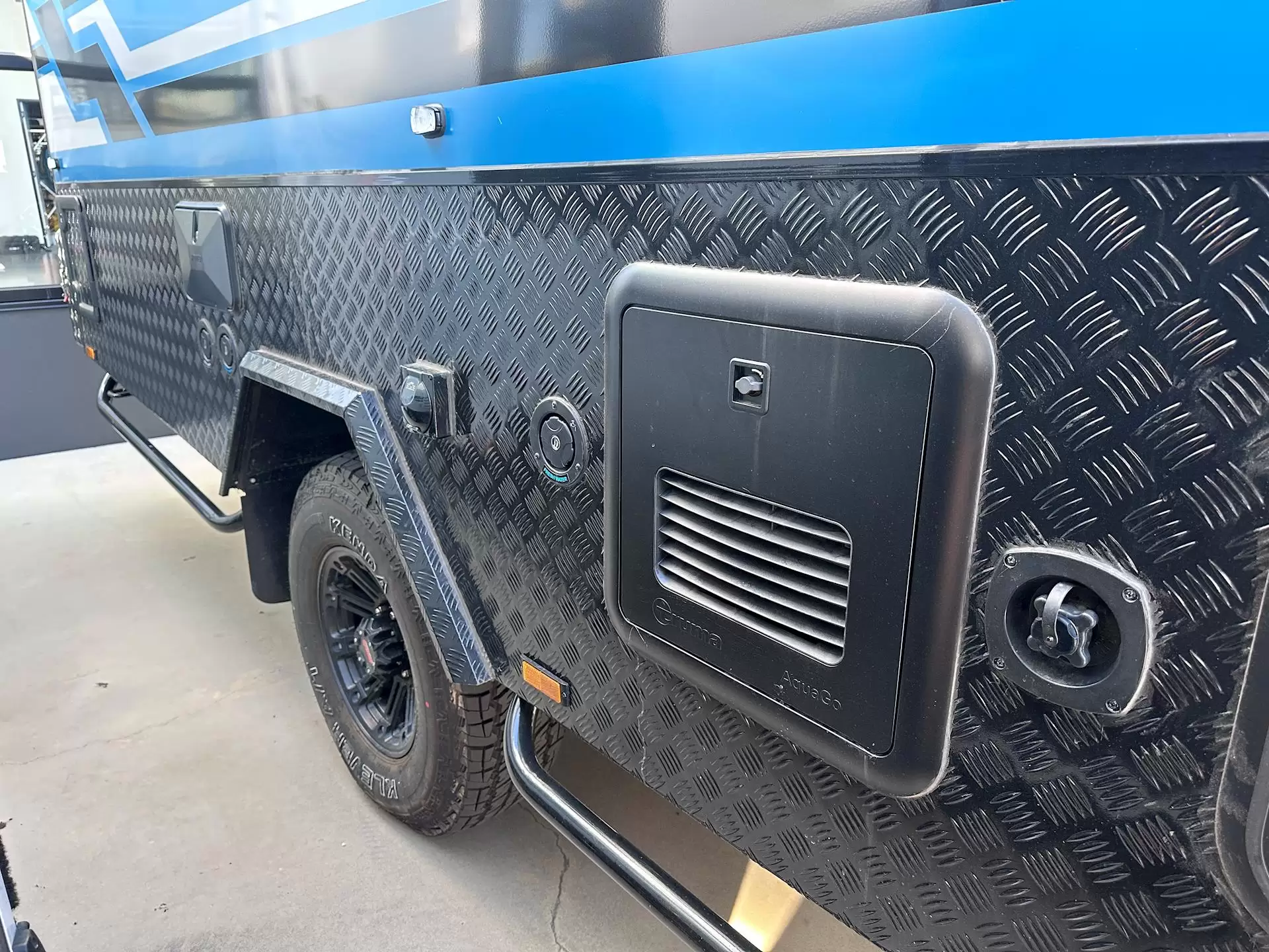 USED  Jawa Commander