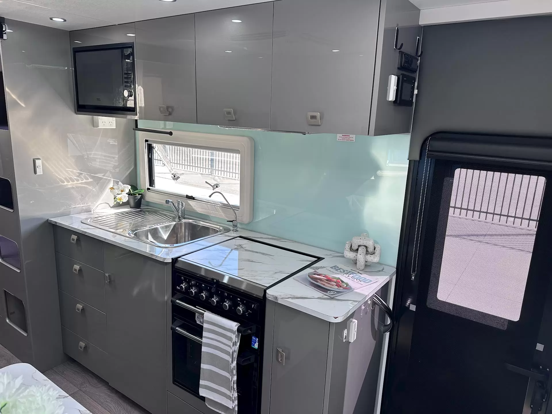 USED 2022 JB CARAVANS Dreamline