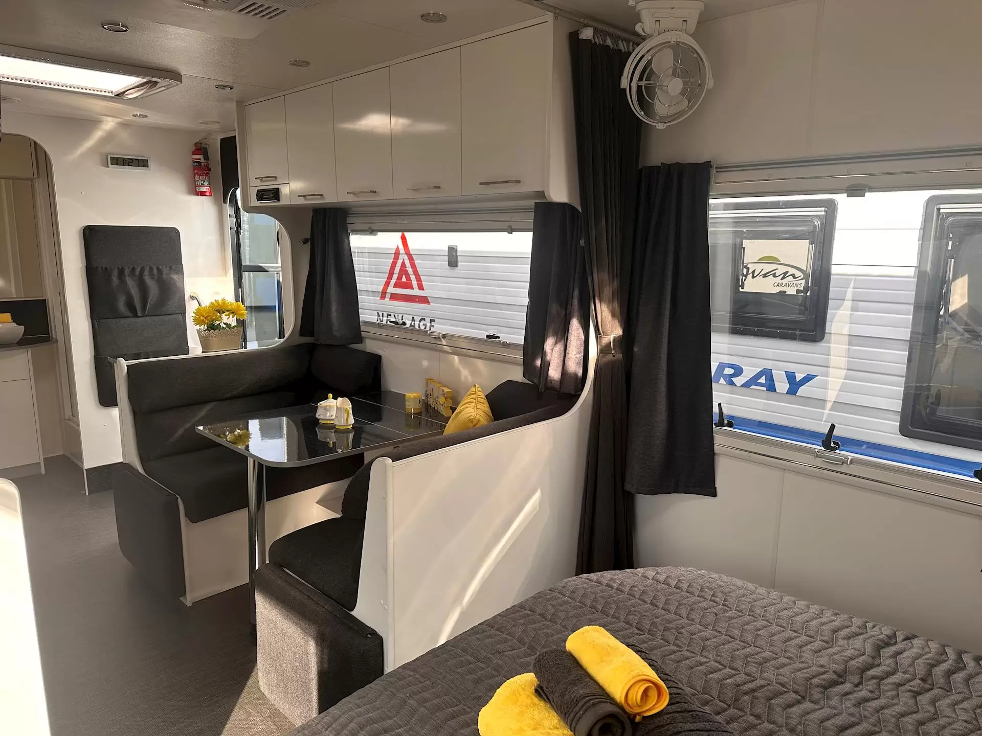 USED 2017 NEW AGE MANTA RAY MR19E