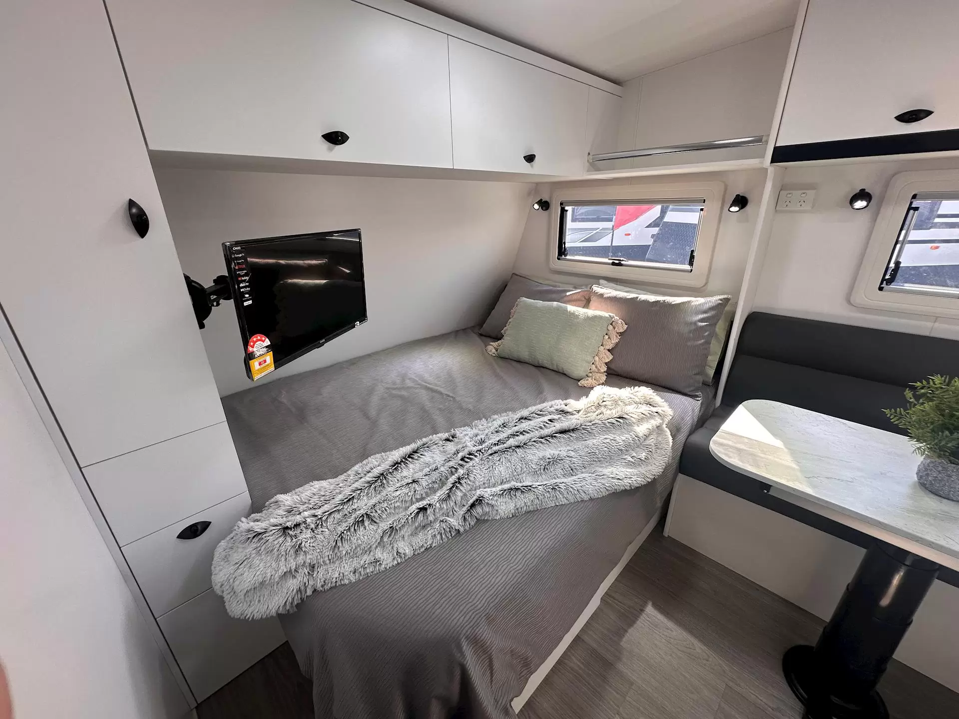 NEW 2026 VISCOUNT V2 EW FAMILY 2B