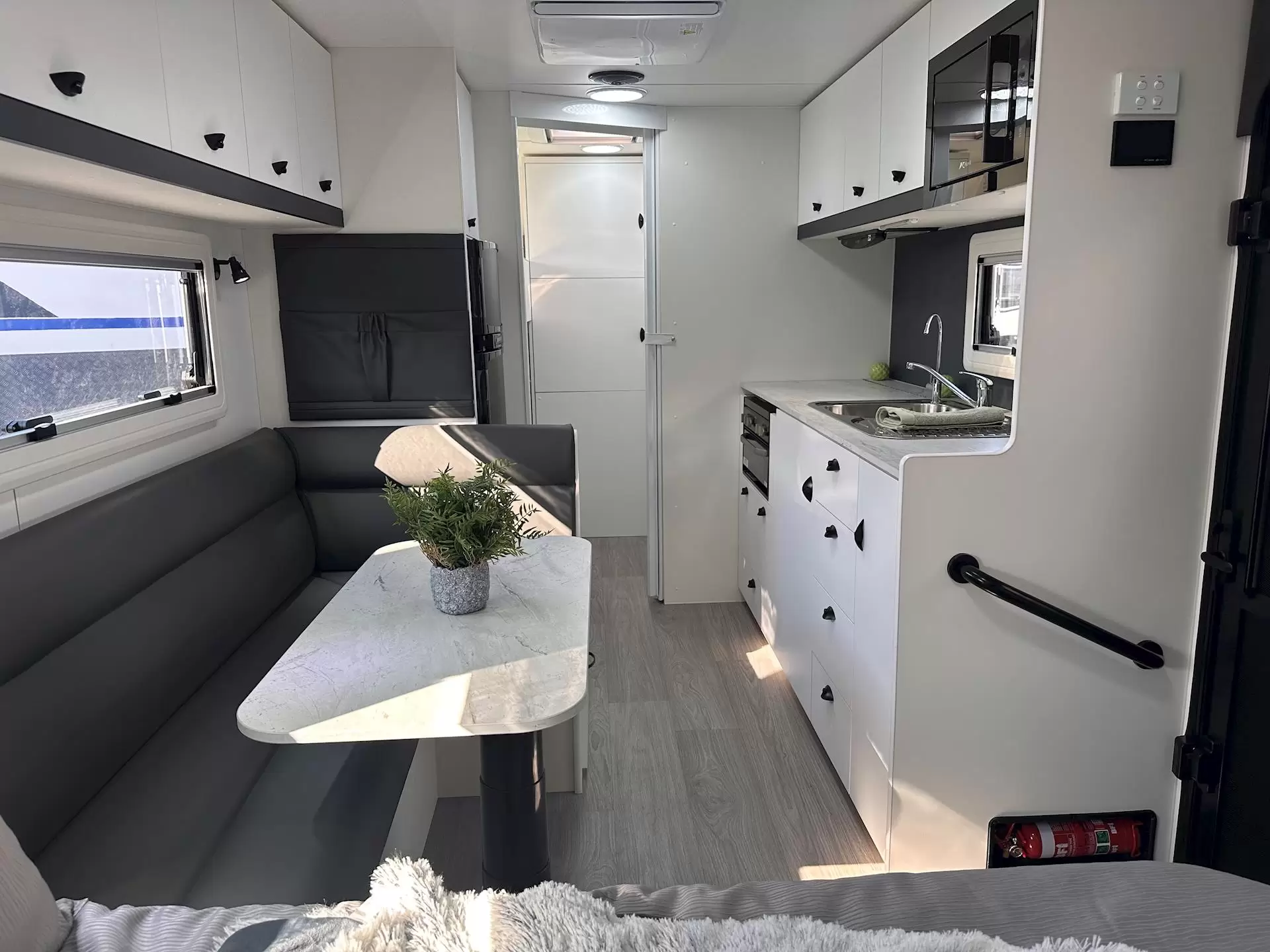 NEW 2026 VISCOUNT V2 EW FAMILY 2B