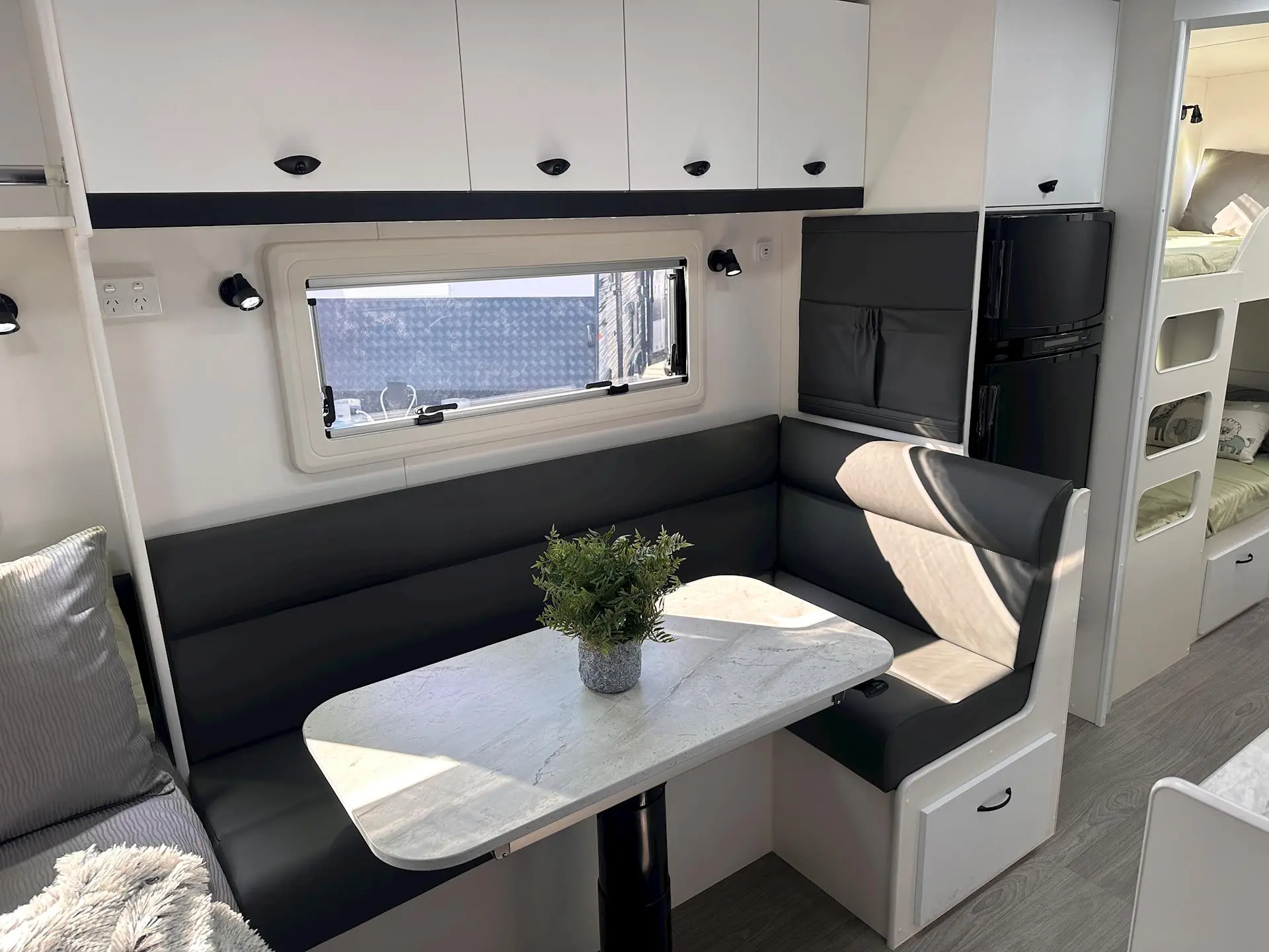 NEW 2026 VISCOUNT V2 EW FAMILY 2B