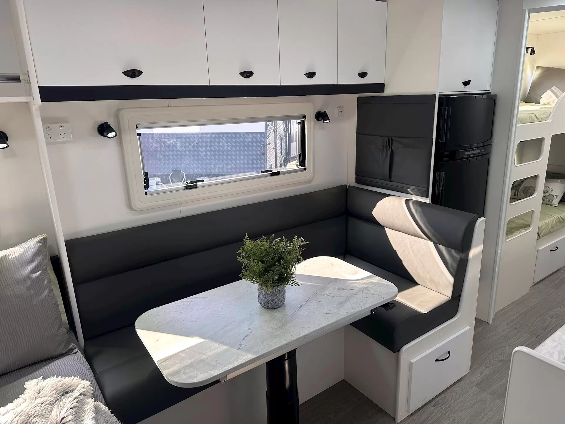 NEW 2026 VISCOUNT V2 EW FAMILY 2B