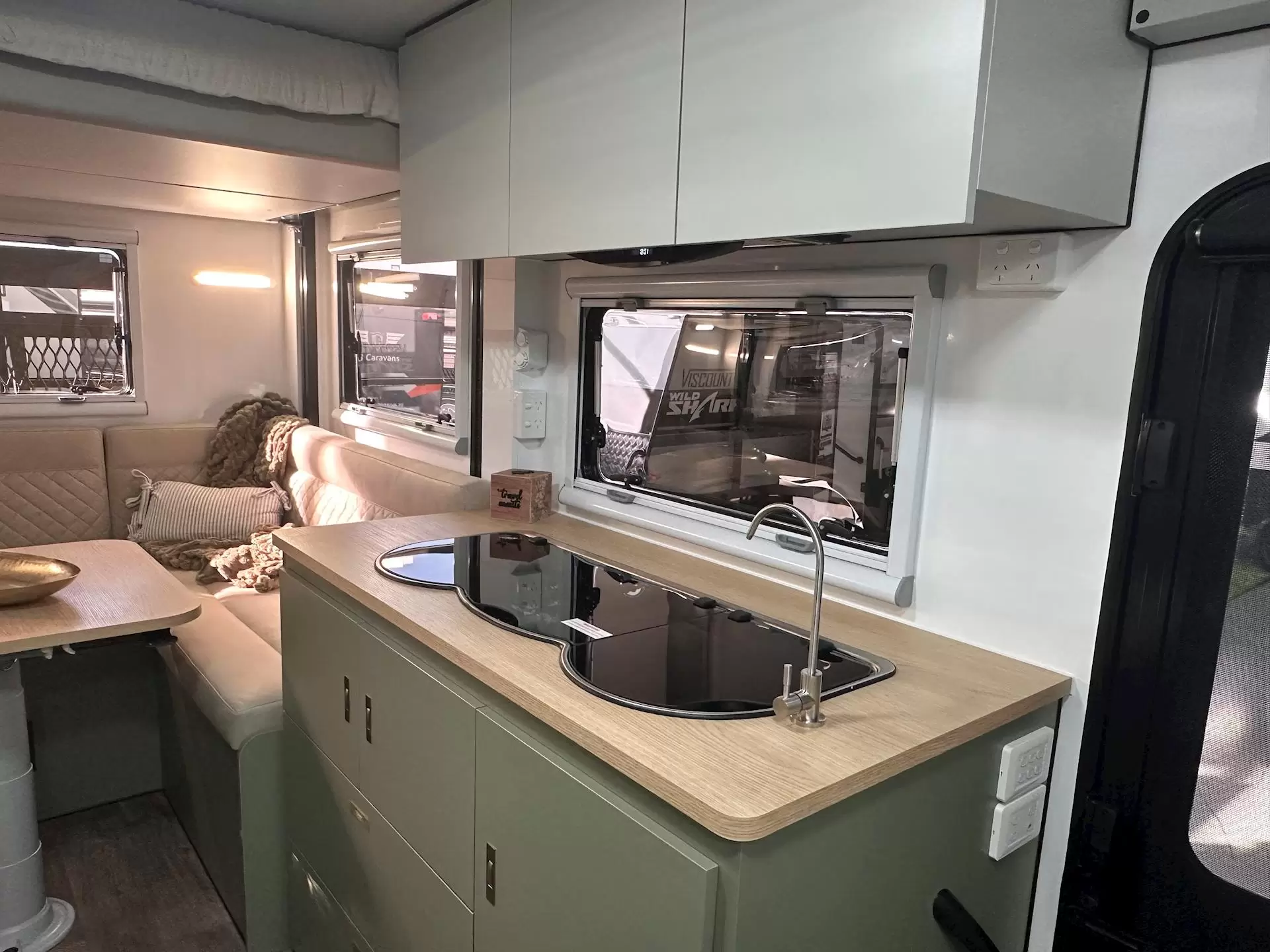 NEW 2026 ROYAL FLAIR RAPTOR 16-6 3E