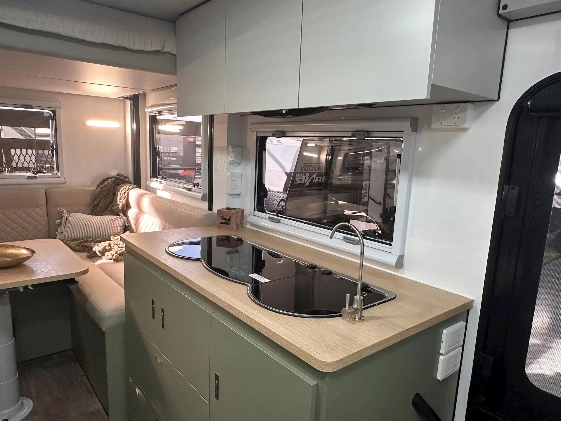 NEW 2026 ROYAL FLAIR RAPTOR 16-6 3E