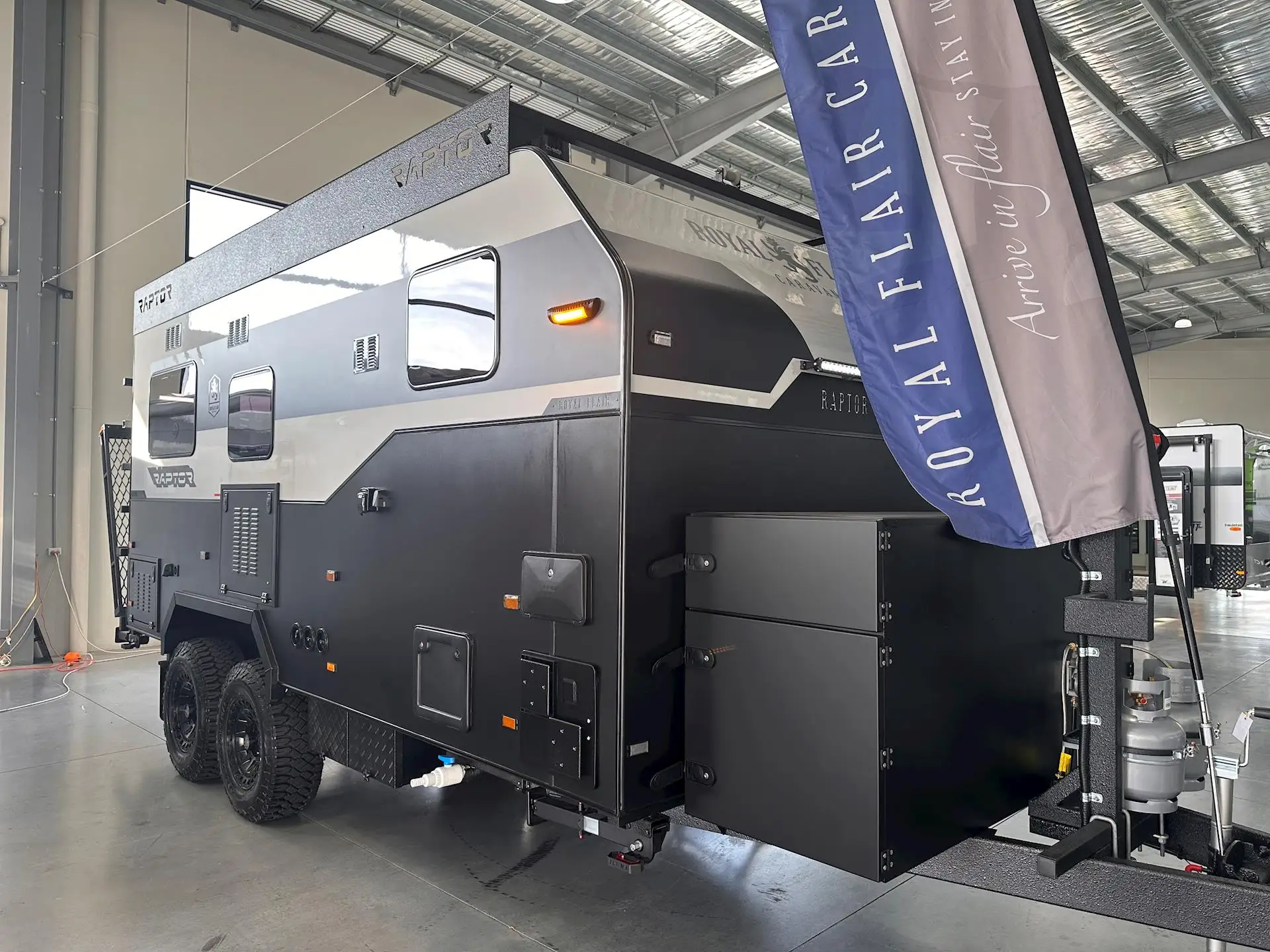 NEW 2026 ROYAL FLAIR RAPTOR 16-6 3E