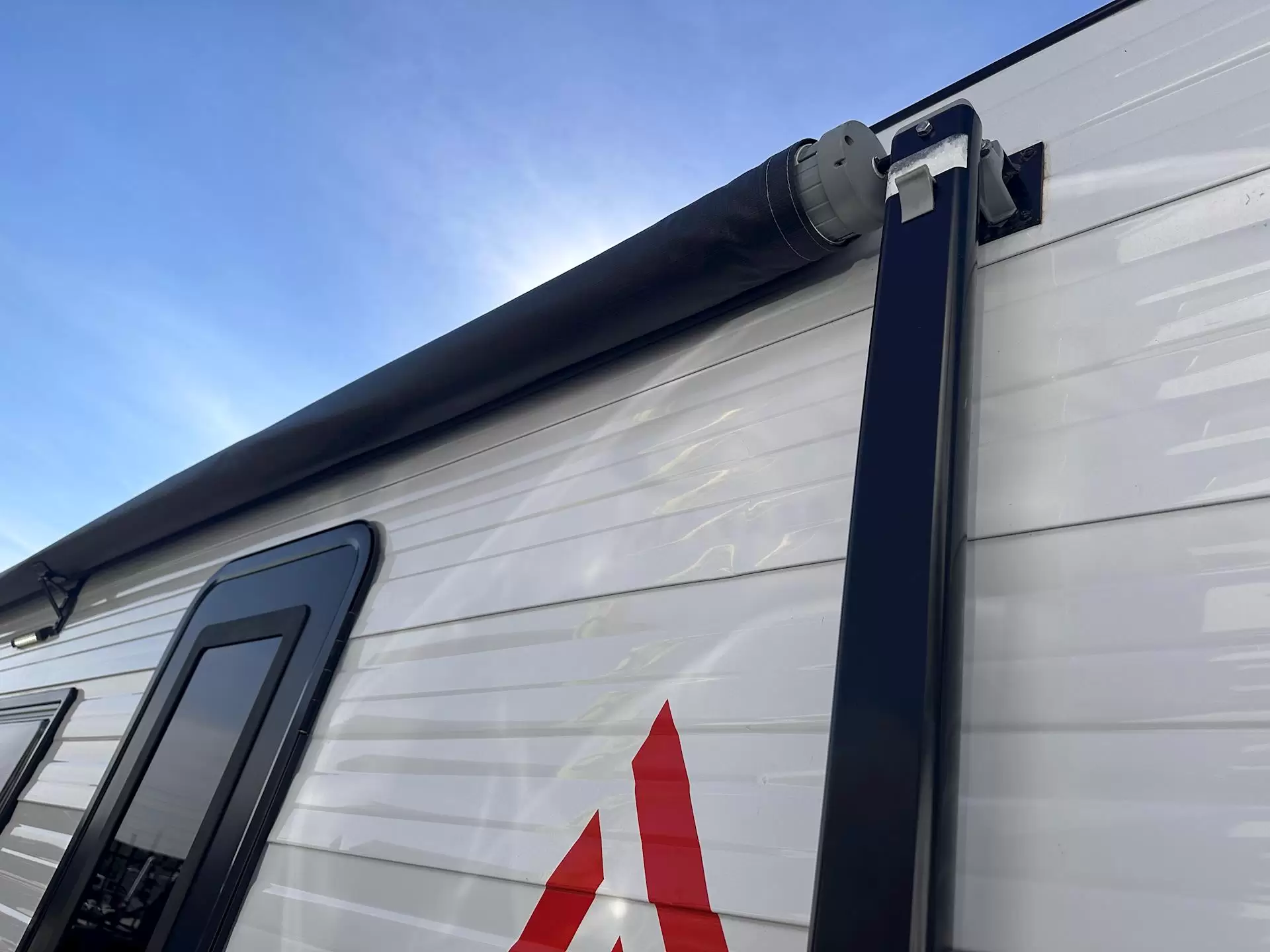 USED 2021 NEW AGE MANTA RAY 19ES