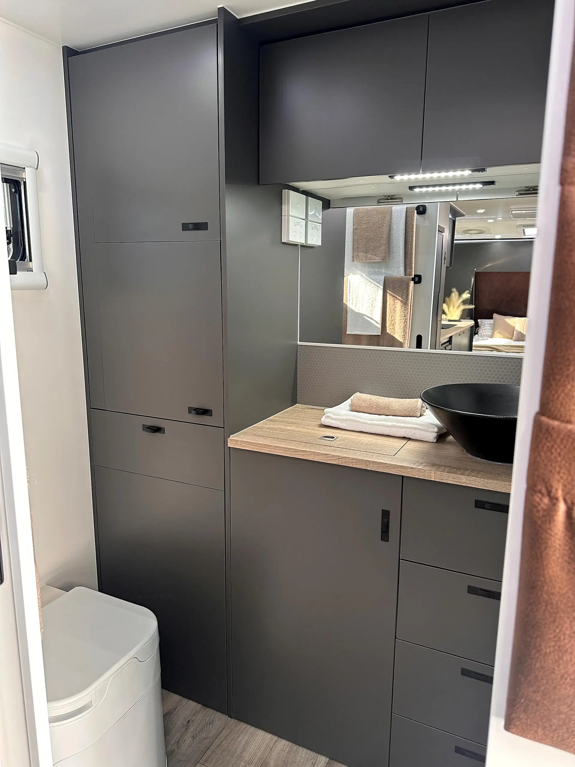 NEW 2026 DESIGN RV ACX 210RD