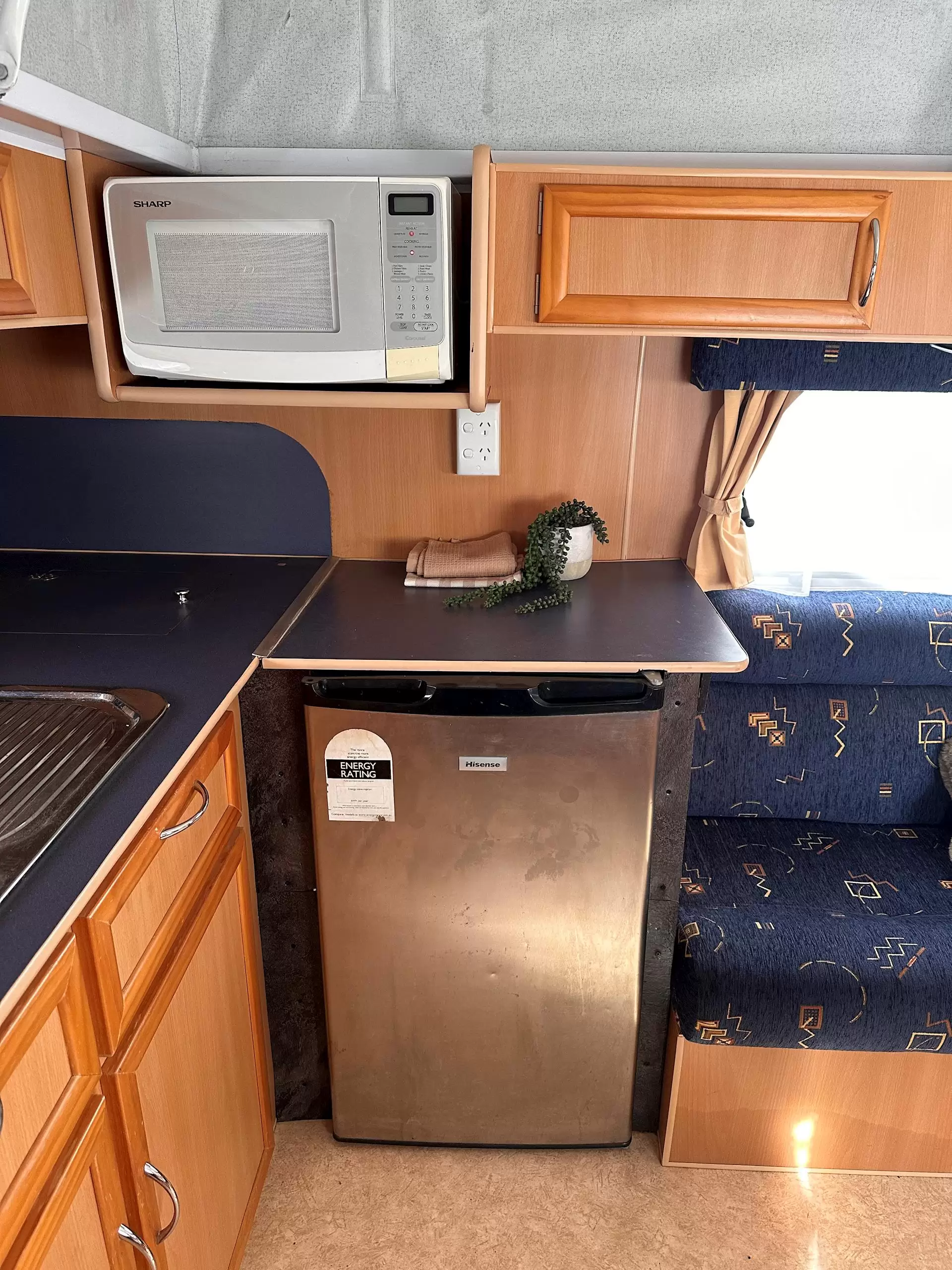 USED  Western Caravans 16