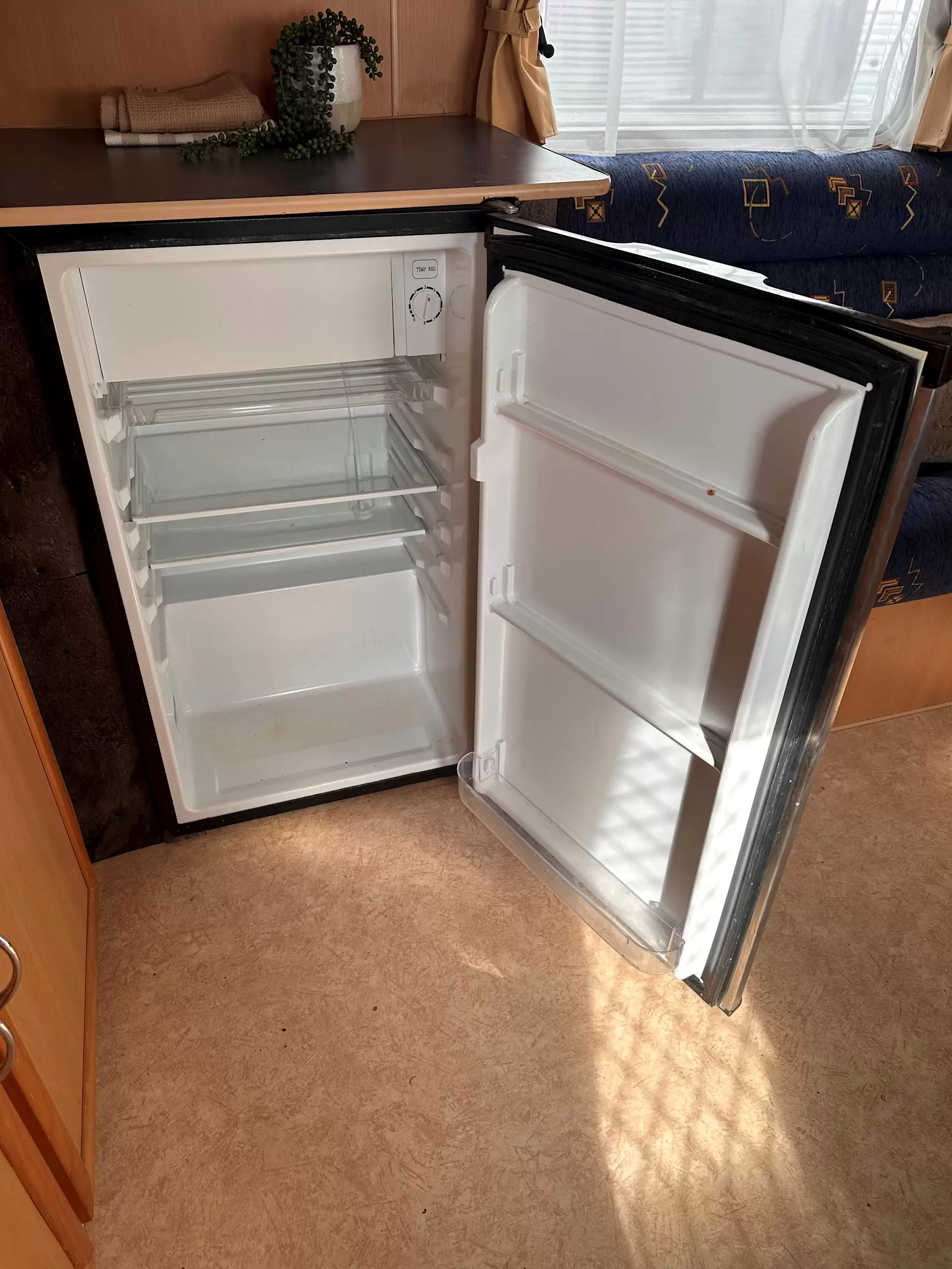 USED  Western Caravans 16