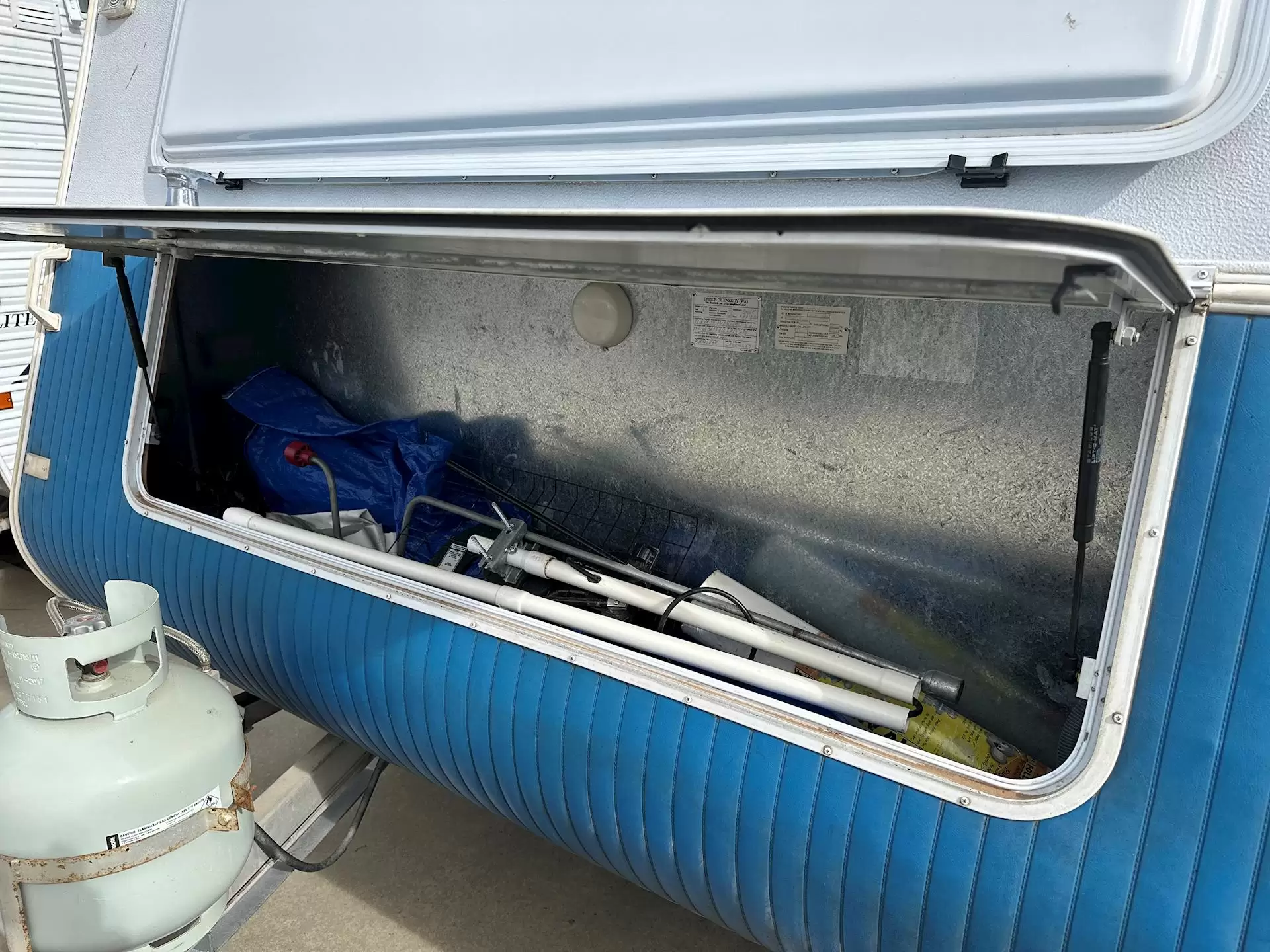 USED  Western Caravans 16