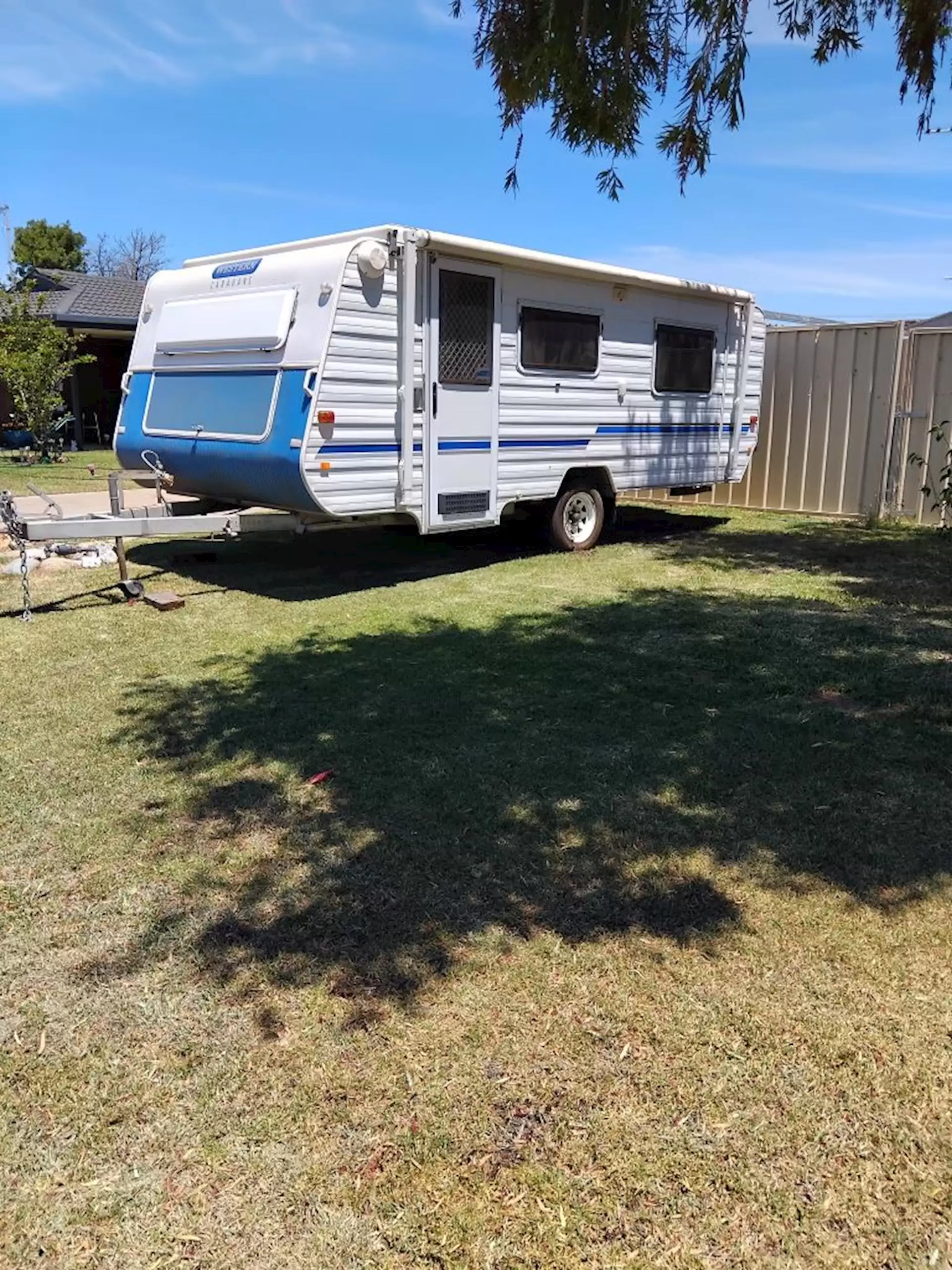 USED  Western Caravans 16