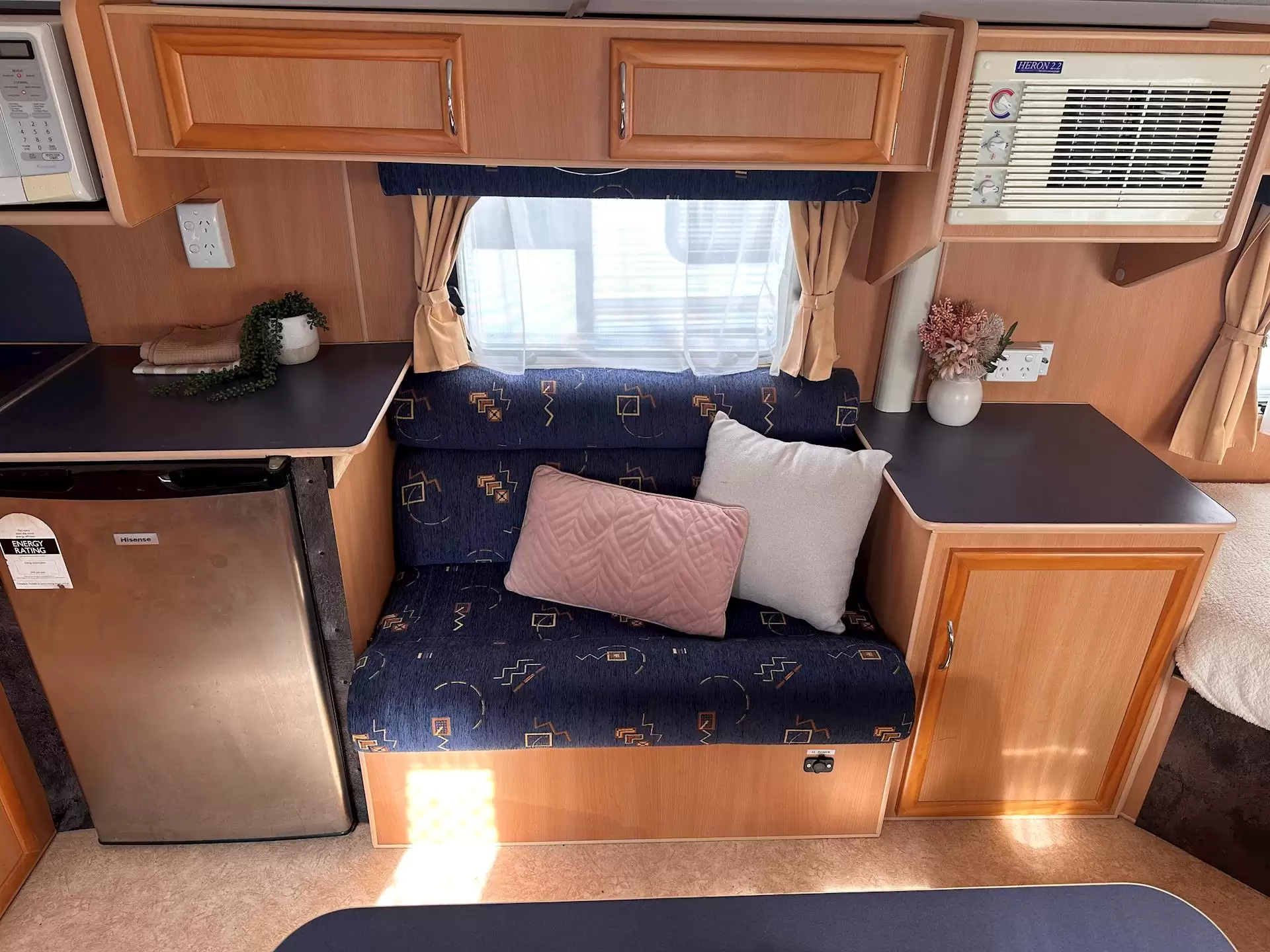 USED  Western Caravans 16