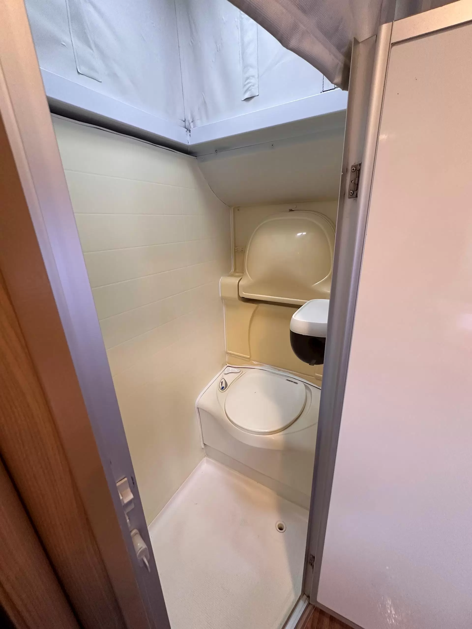 USED 2012 JAYCO STERLING 17.55-3