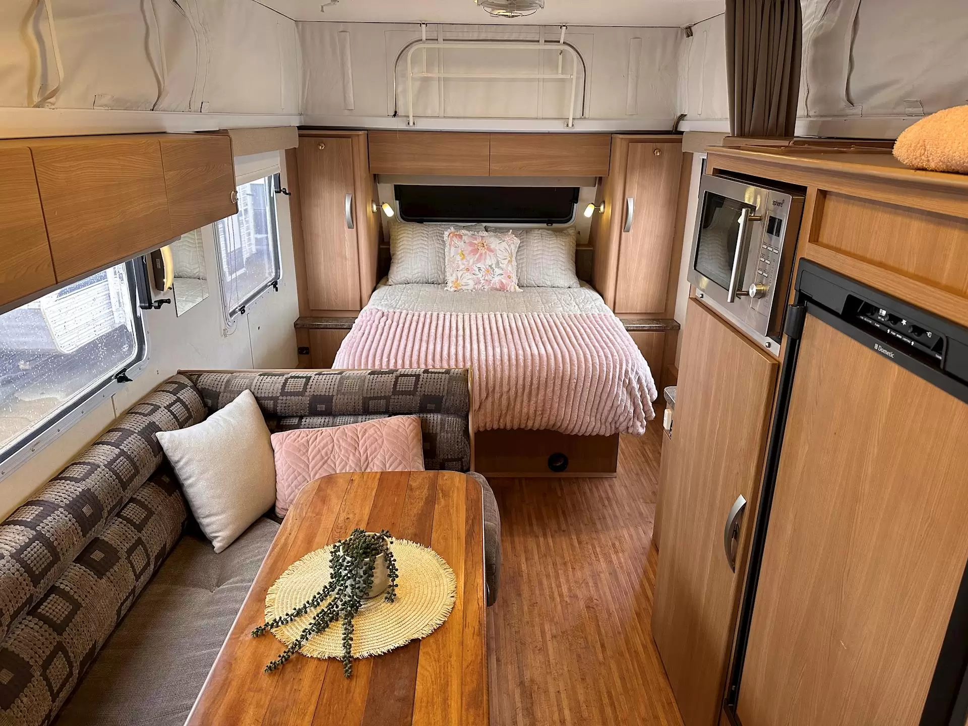 USED 2012 JAYCO STERLING 17.55-3