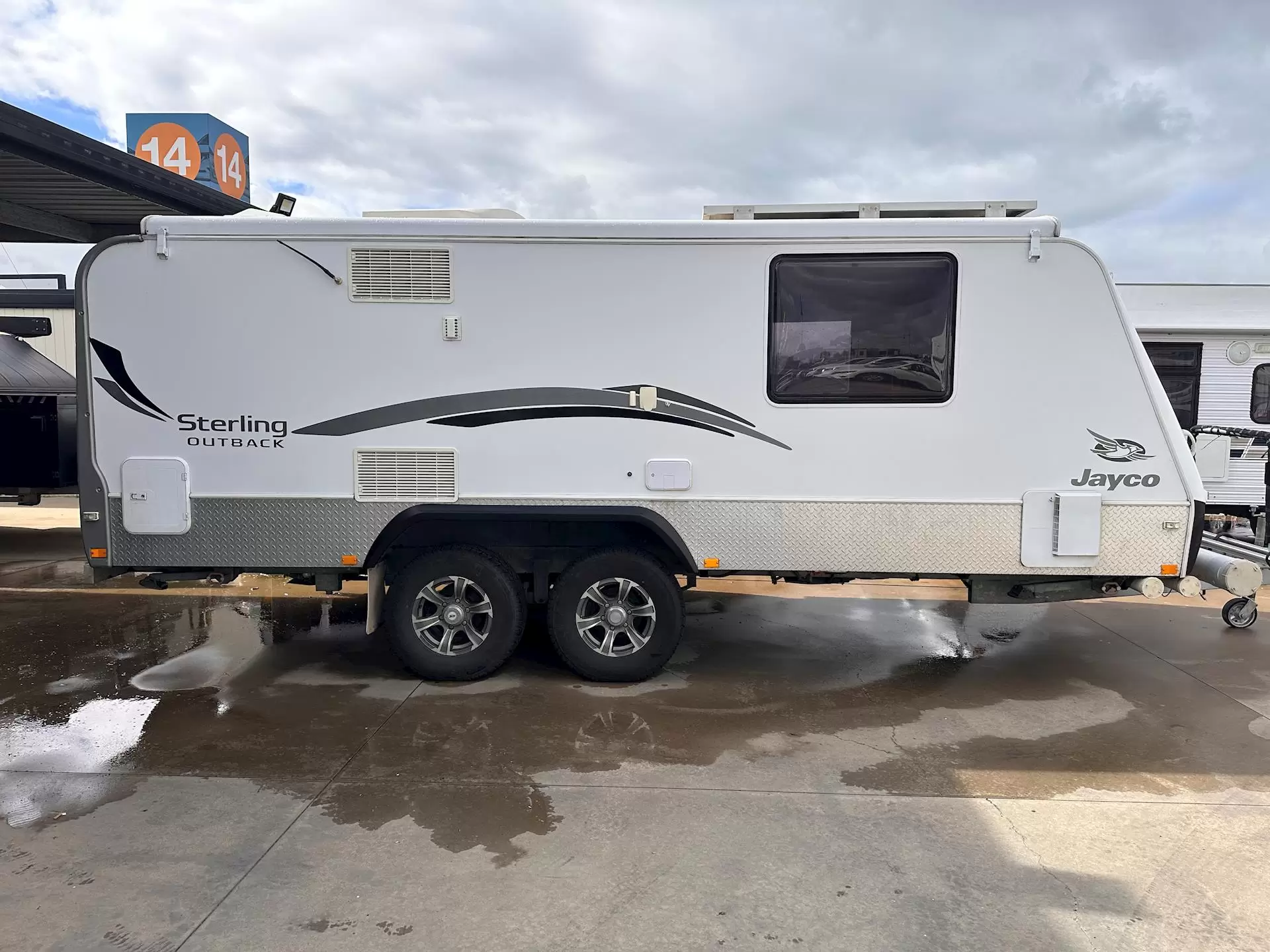 USED 2012 JAYCO STERLING 17.55-3