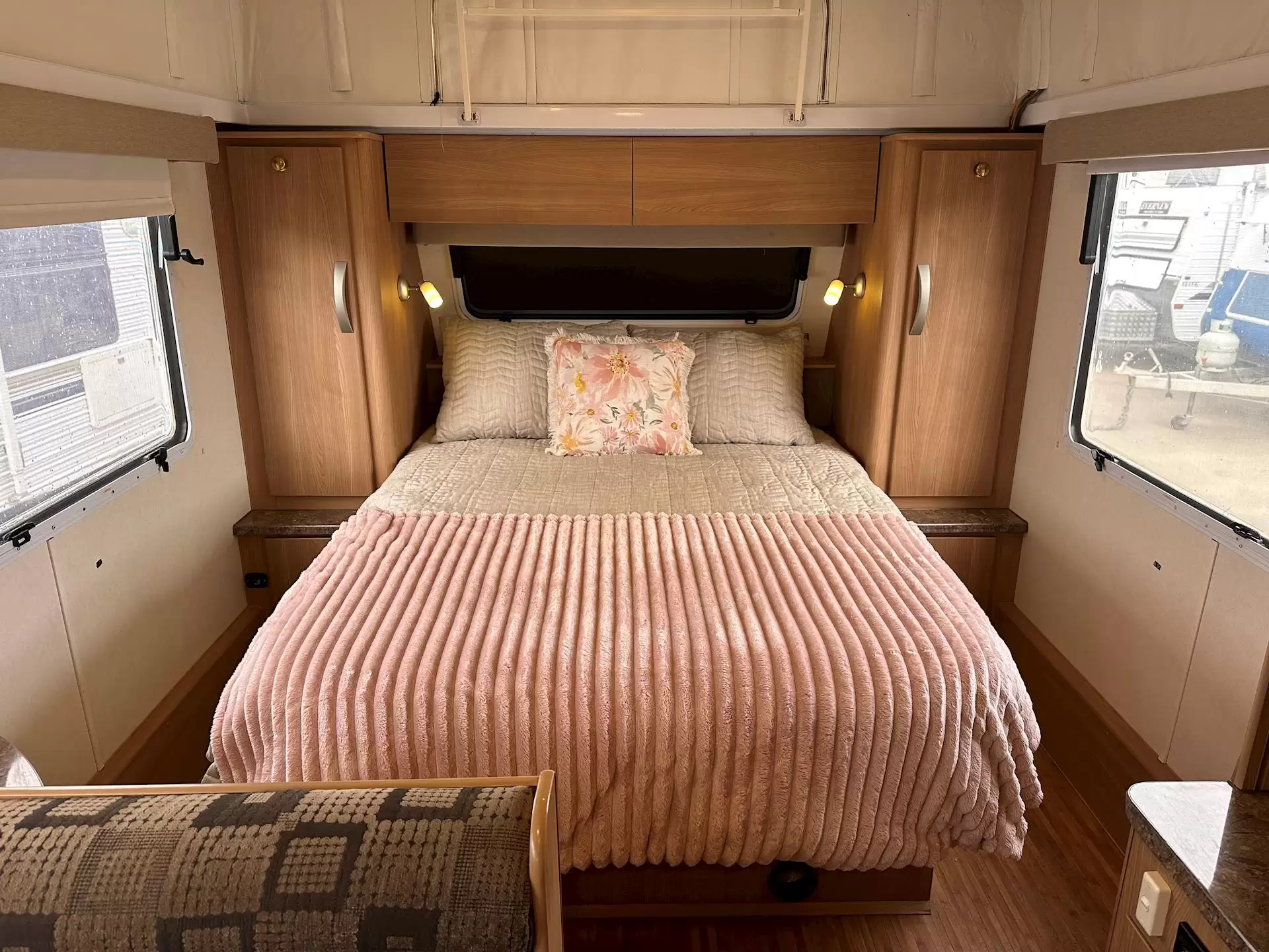 USED 2012 JAYCO STERLING 17.55-3