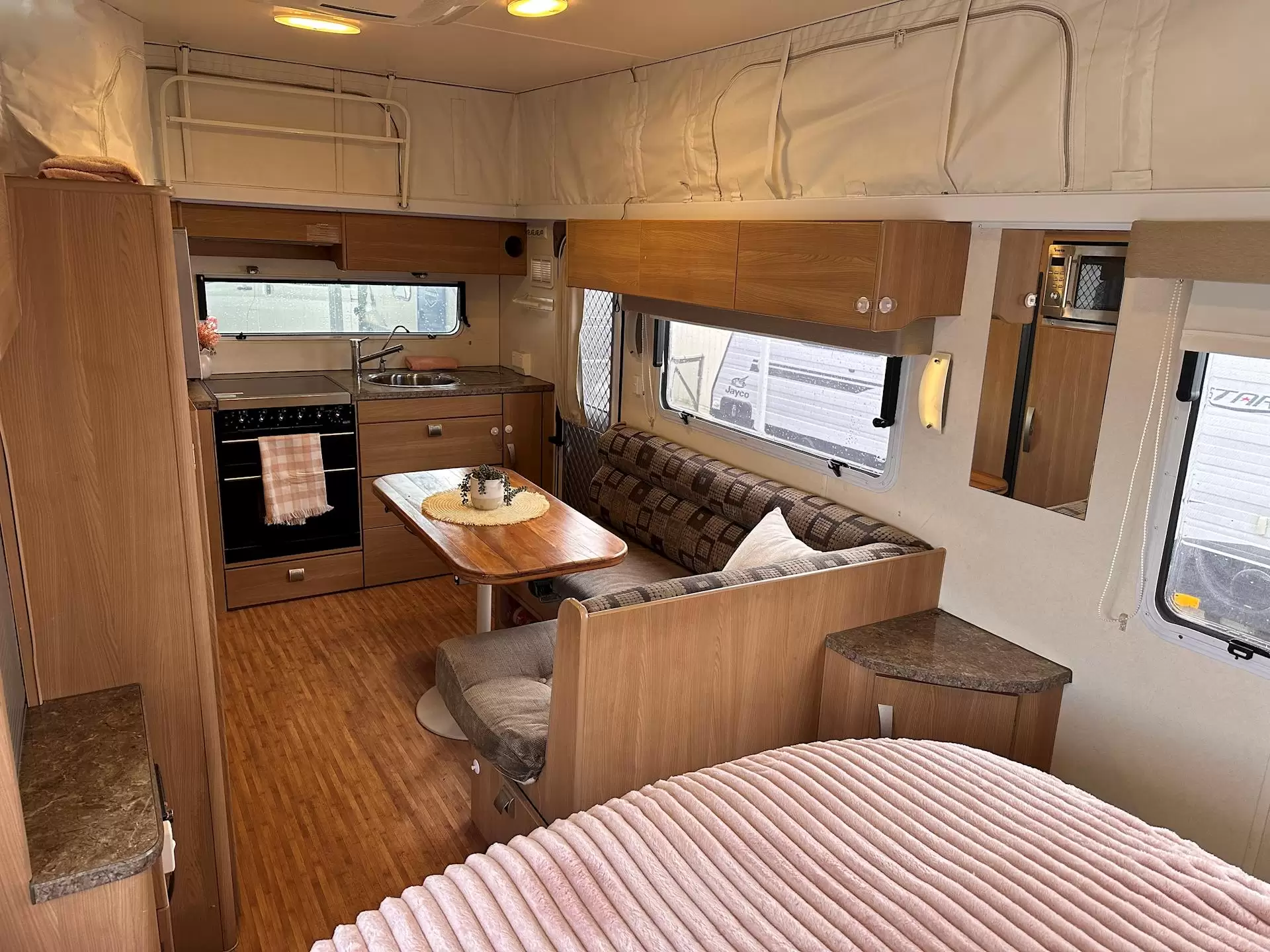 USED 2012 JAYCO STERLING 17.55-3