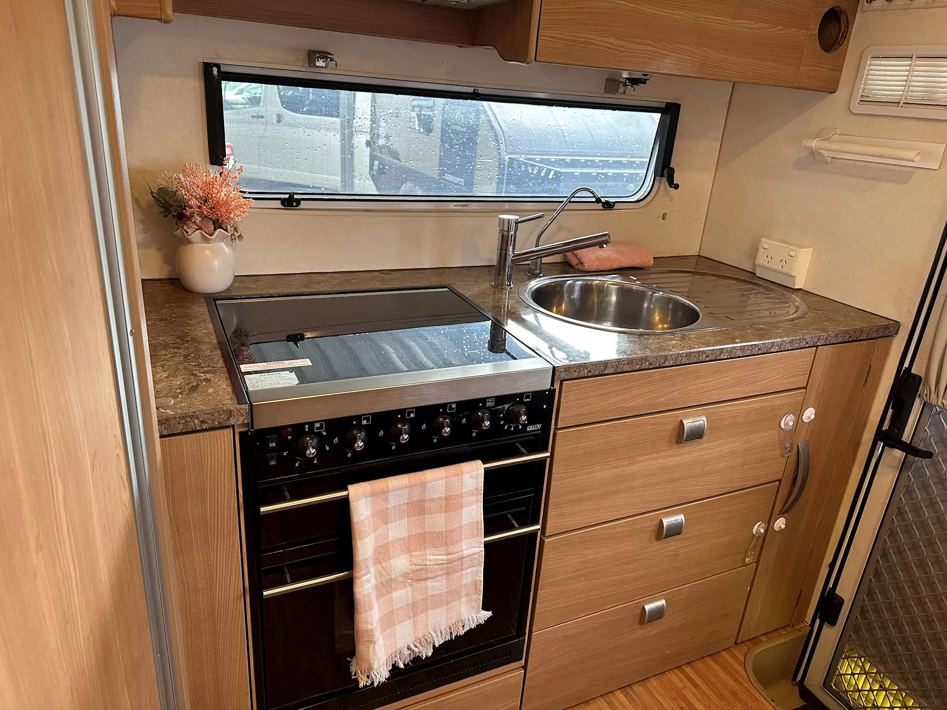 USED 2012 JAYCO STERLING 17.55-3