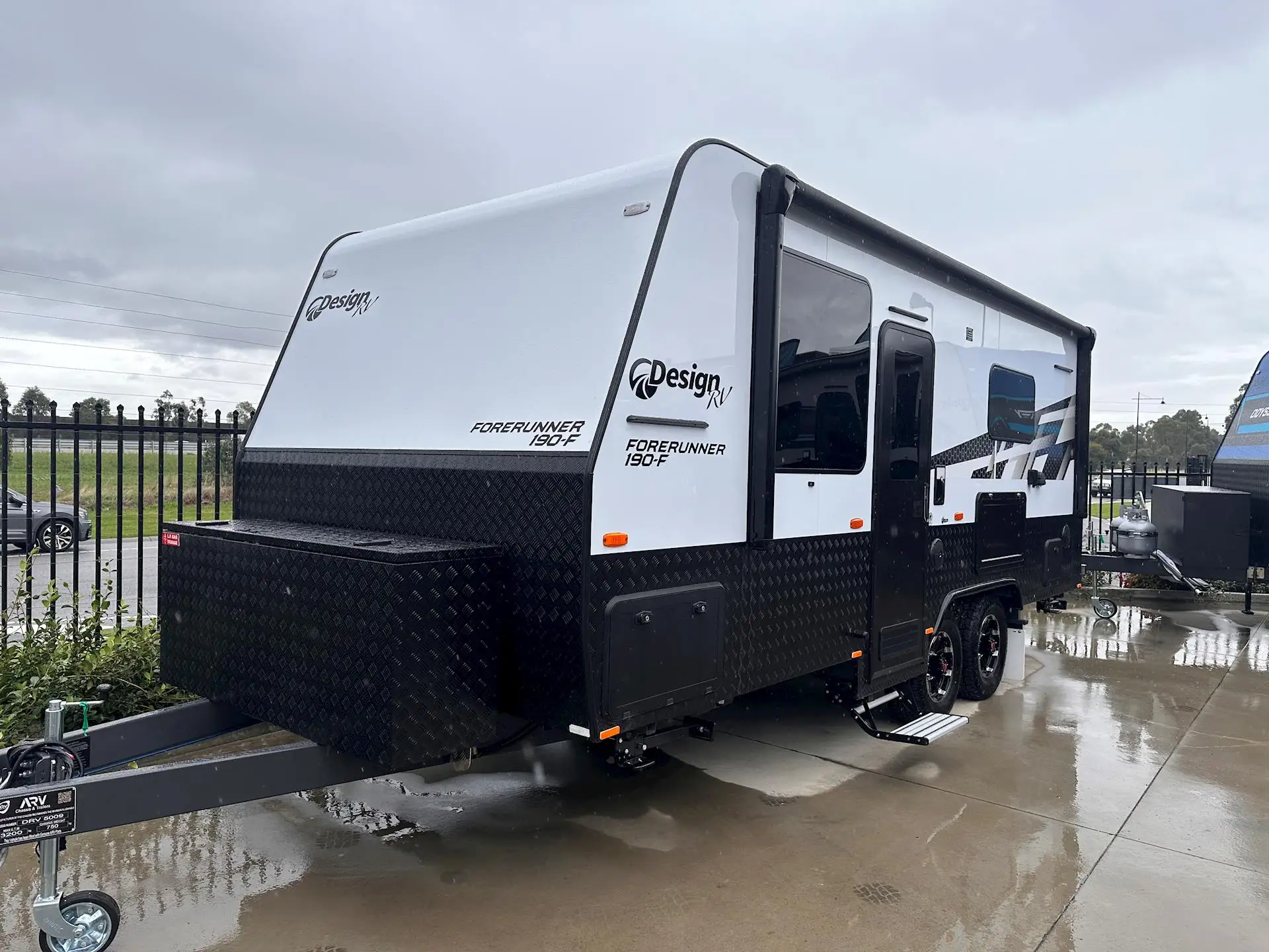NEW 2026 DESIGN RV FORERUNNER V2-1