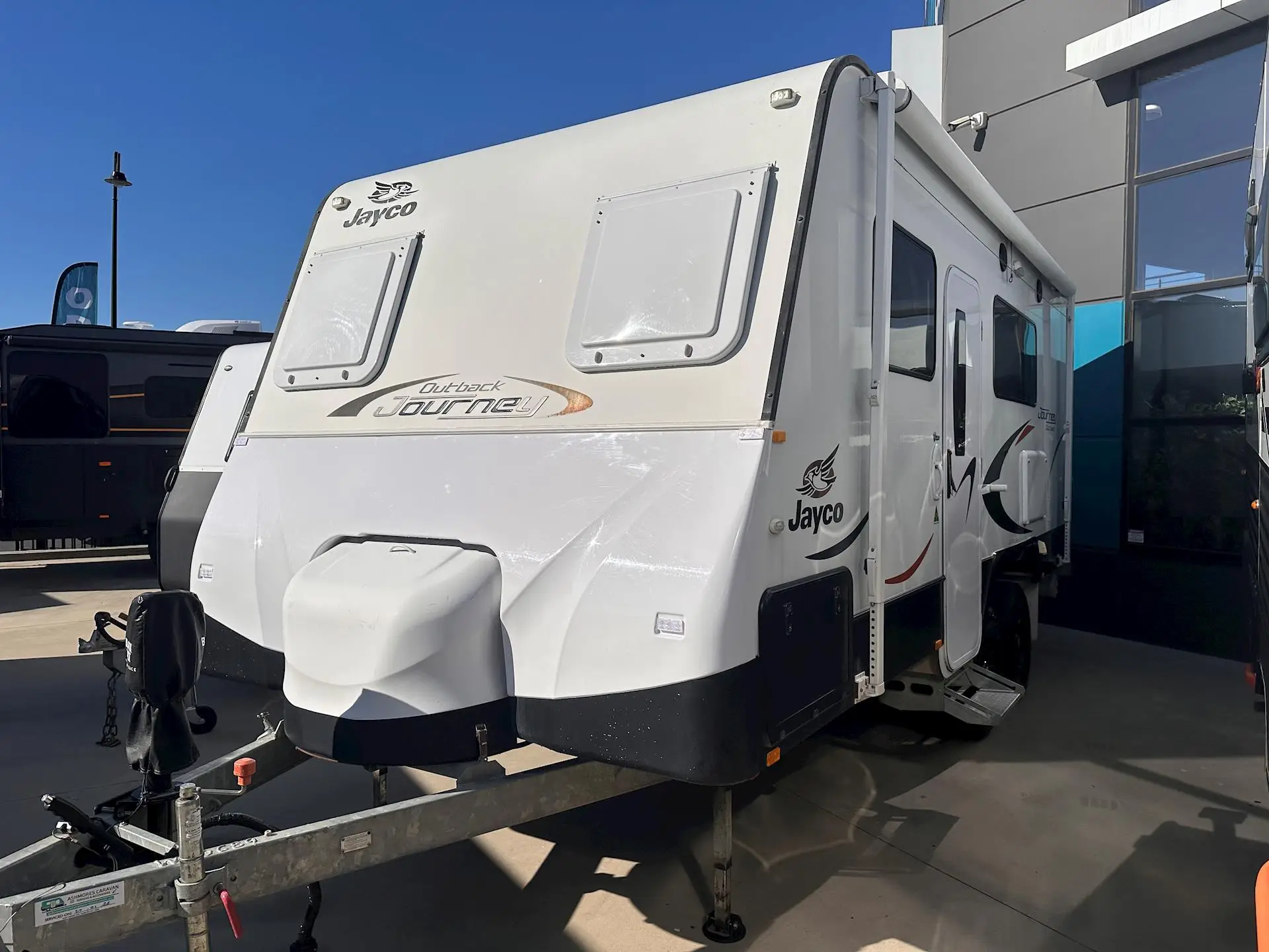 USED 2018 JAYCO JOURNEY 18.55-3 OUTBACK