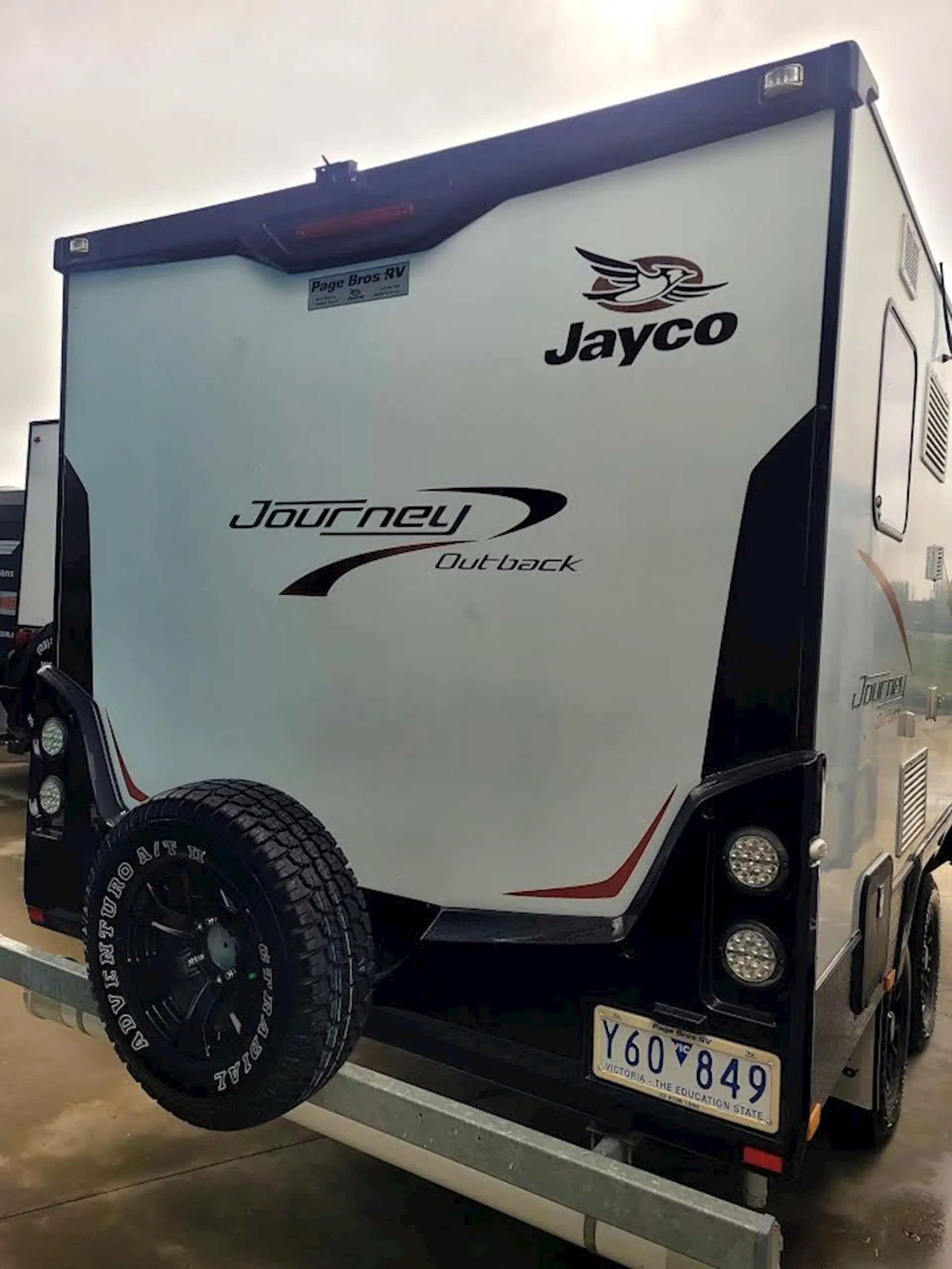 USED 2018 JAYCO JOURNEY 18.55-3 OUTBACK