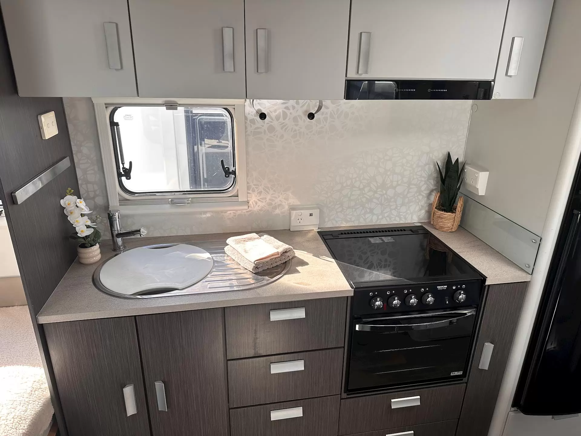 USED 2018 JAYCO JOURNEY OUTBACK
