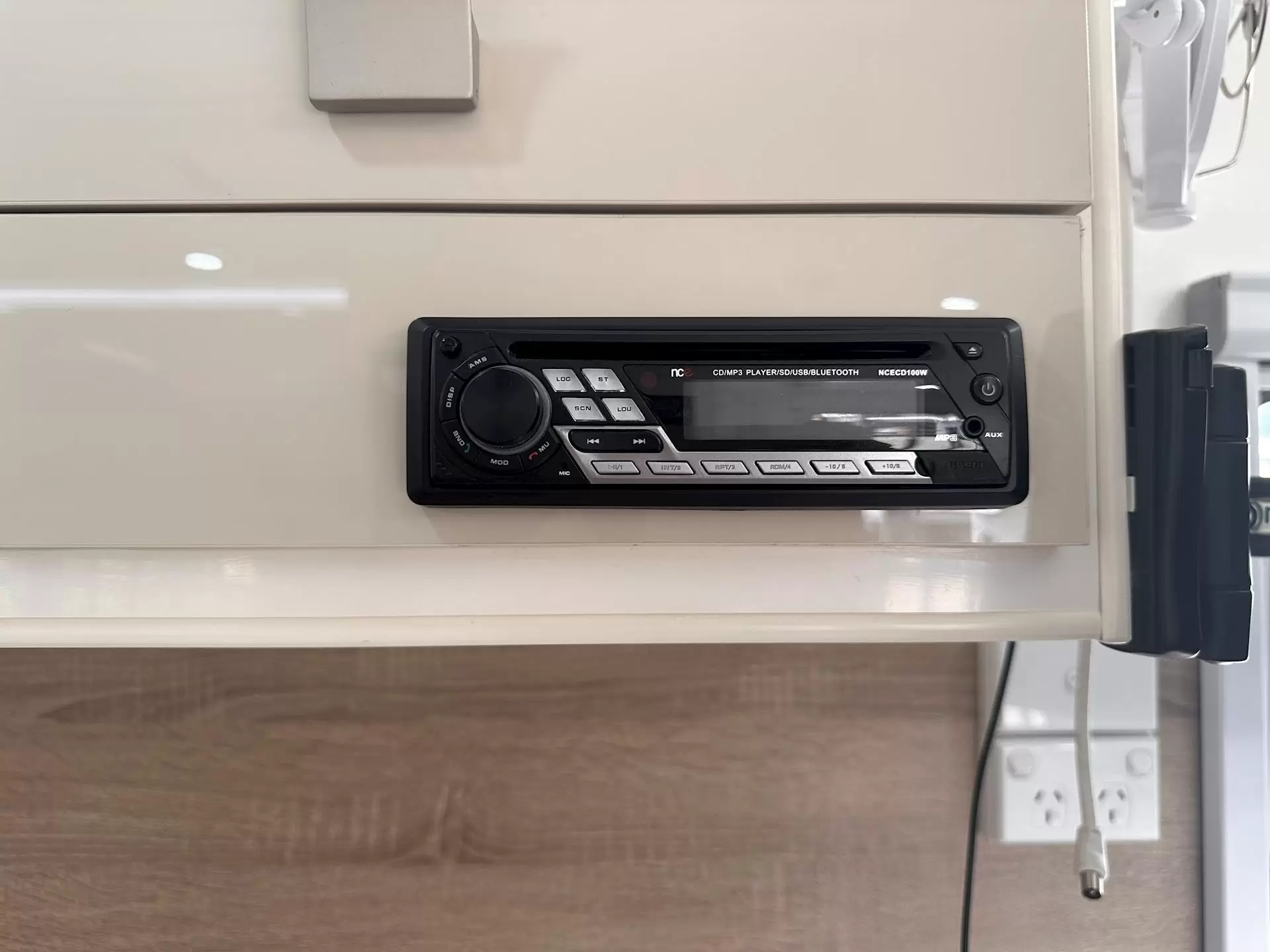 USED 2020 ESSENTIAL CARAVANS GRANT CRUISER