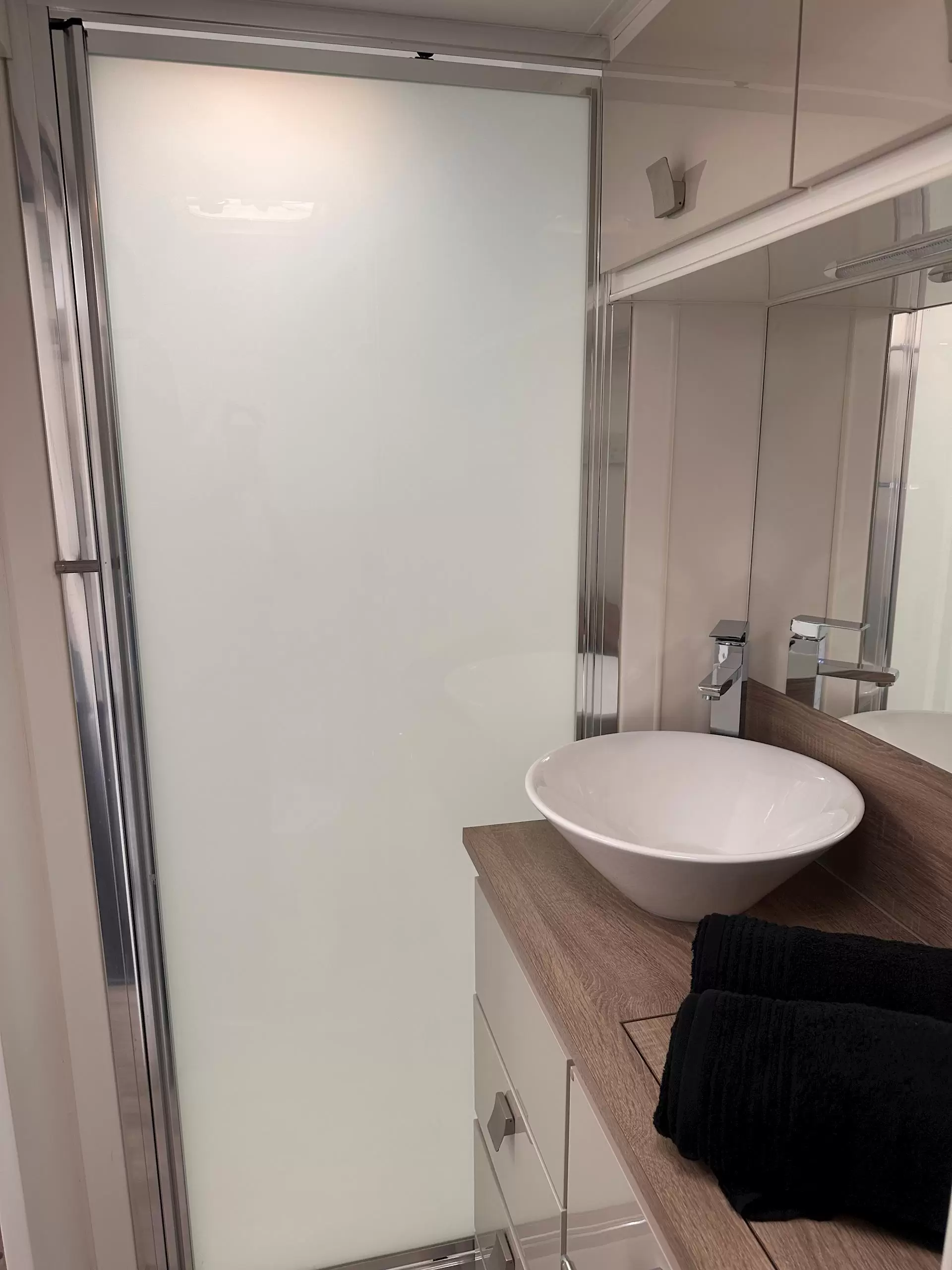 USED 2020 ESSENTIAL CARAVANS GRANT CRUISER