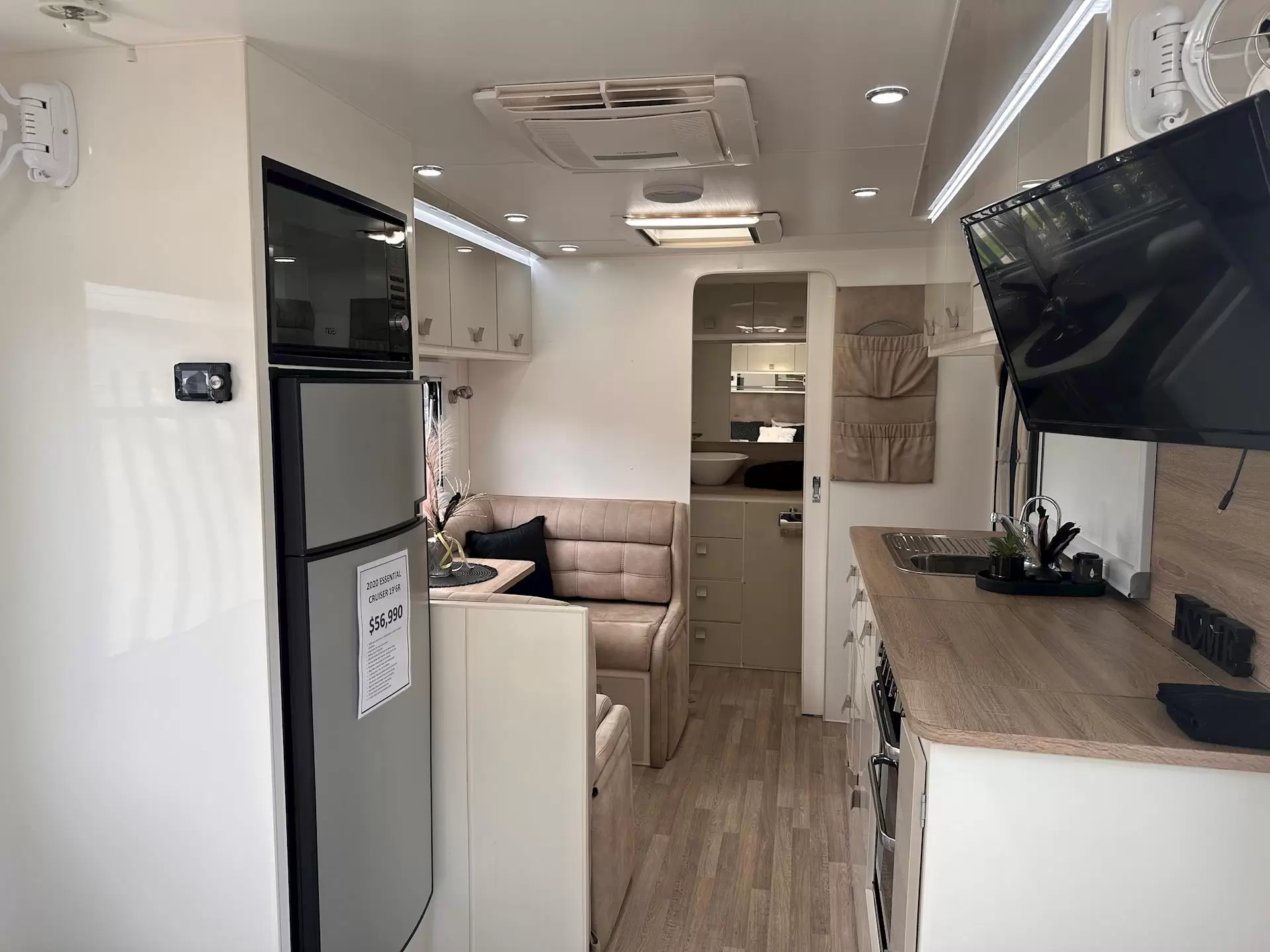USED 2020 ESSENTIAL CARAVANS GRANT CRUISER