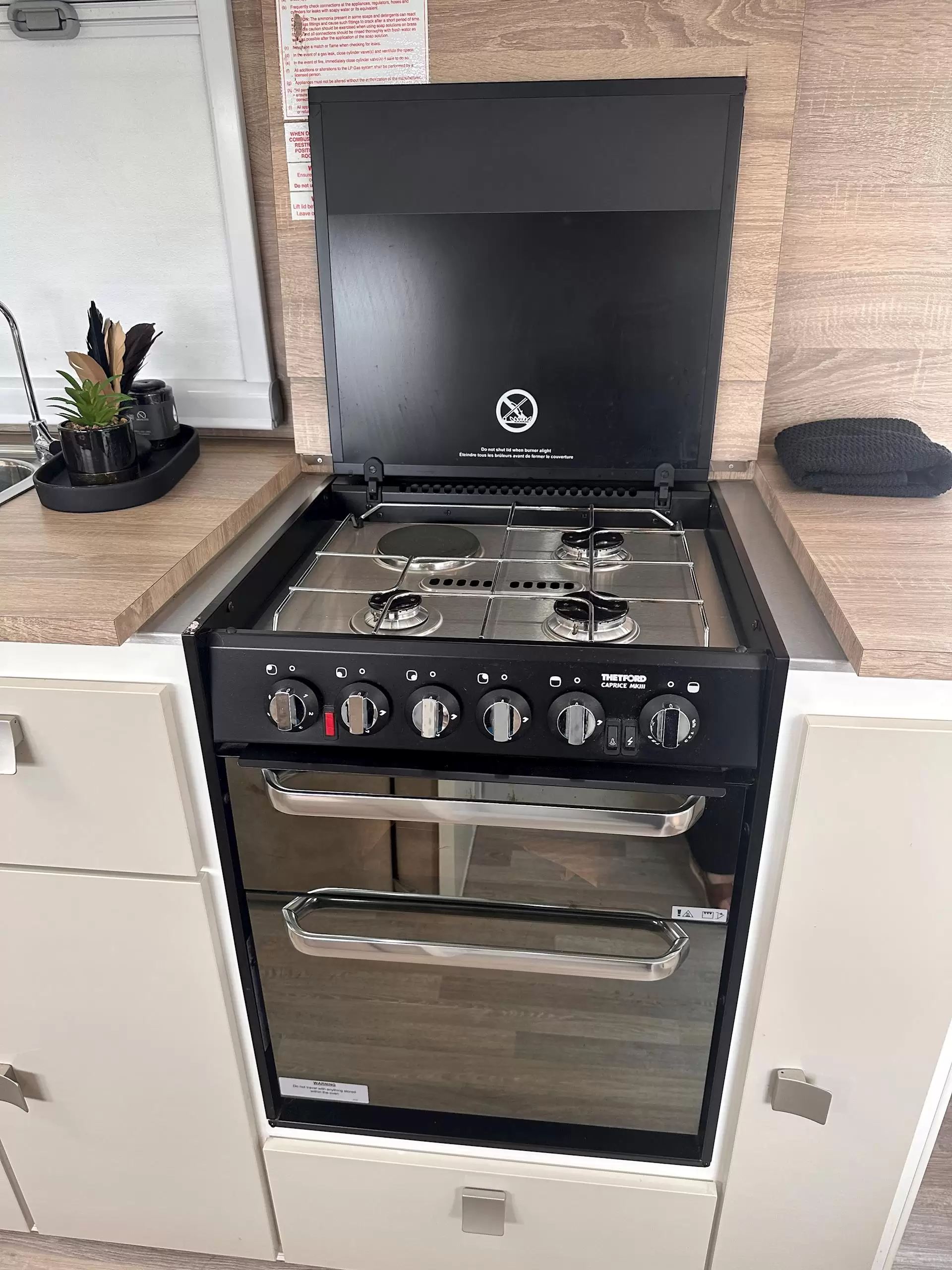 USED 2020 ESSENTIAL CARAVANS GRANT CRUISER