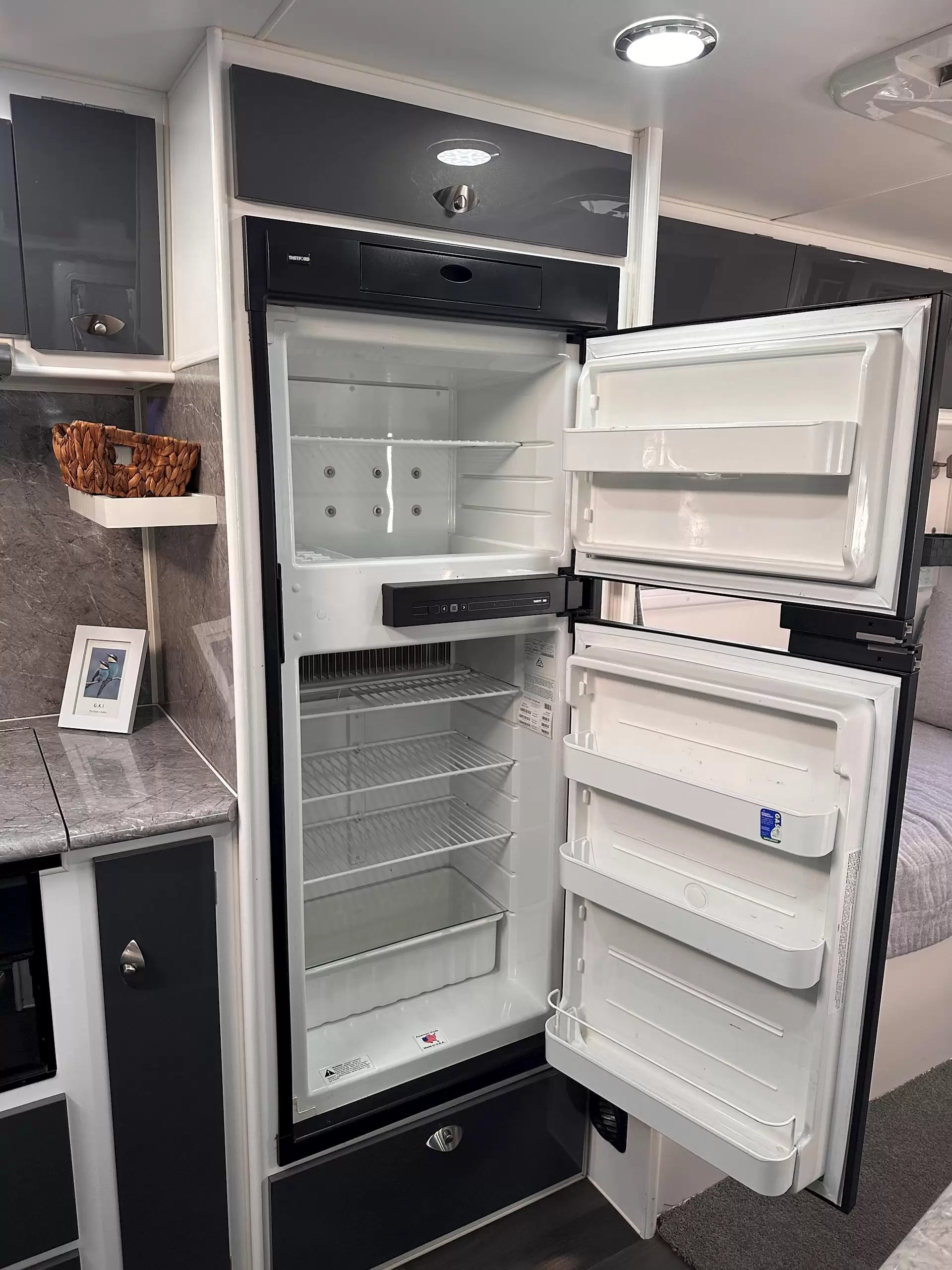 USED 2016 OPAL SOUTHERN EXPLORER